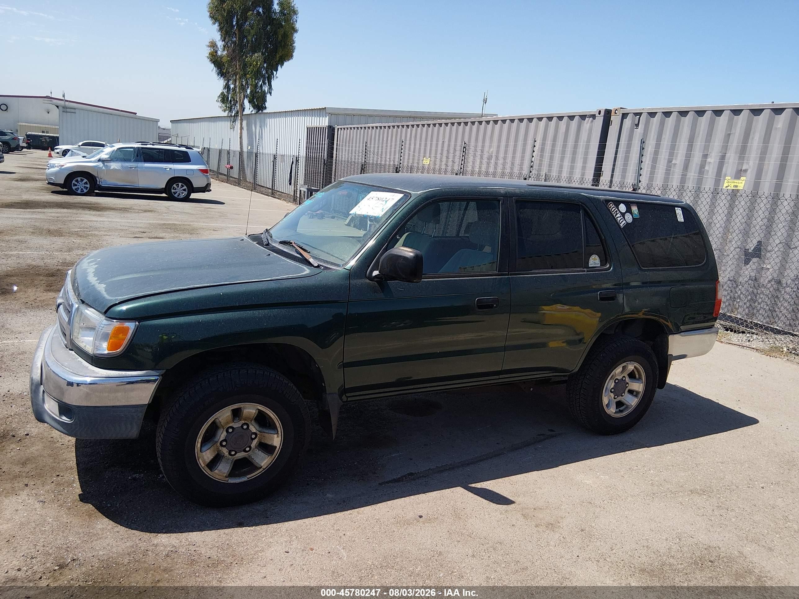 2000 Toyota 4runner   Green vin: JT3GM84R8Y0064636