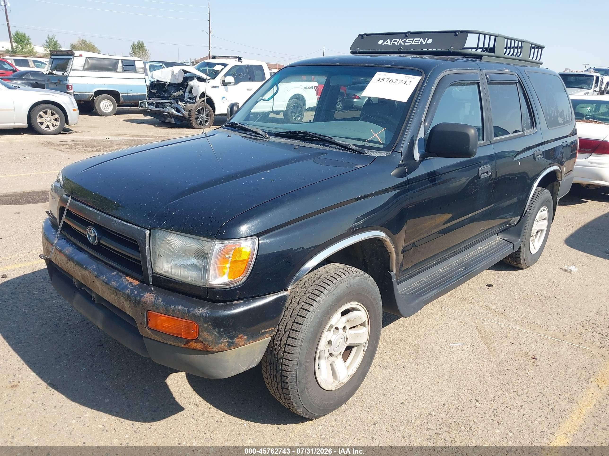 1998 Toyota 4runner   Black vin: JT3GM84R9W0033781