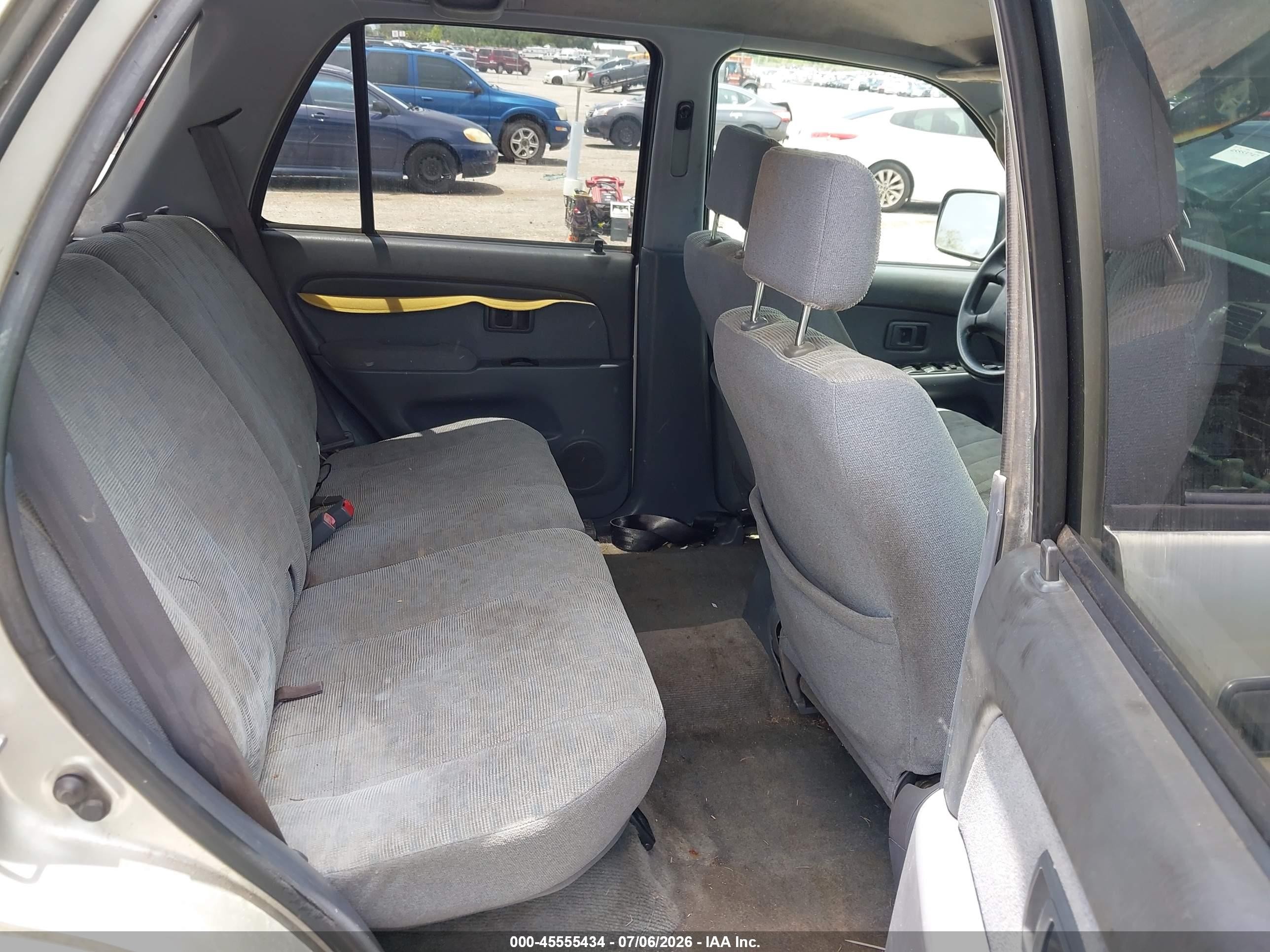 1999 Toyota 4runner   Бежевый vin: JT3GM84R9X0045107