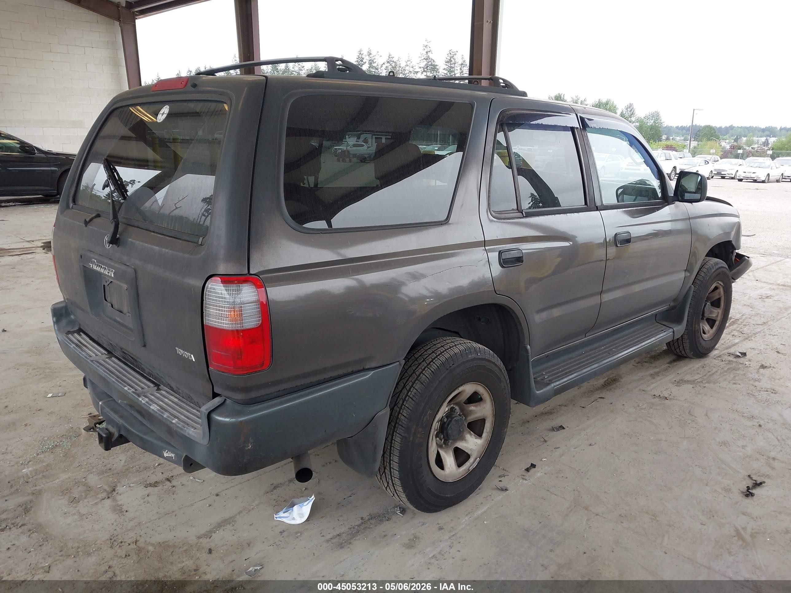 1998 Toyota 4runner   Черный vin: JT3GM84RXW0030310