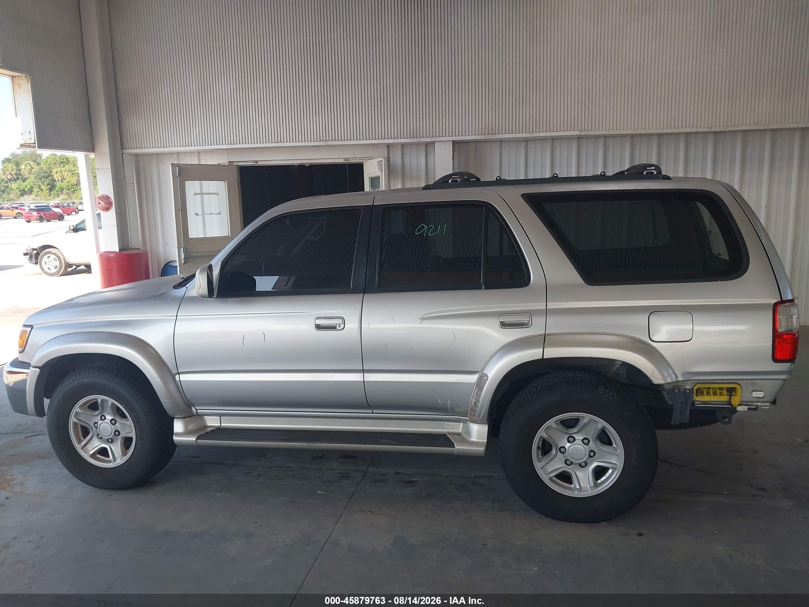 2002 Toyota 4runner Sr5 V6 Silver vin: JT3GN86R020234280