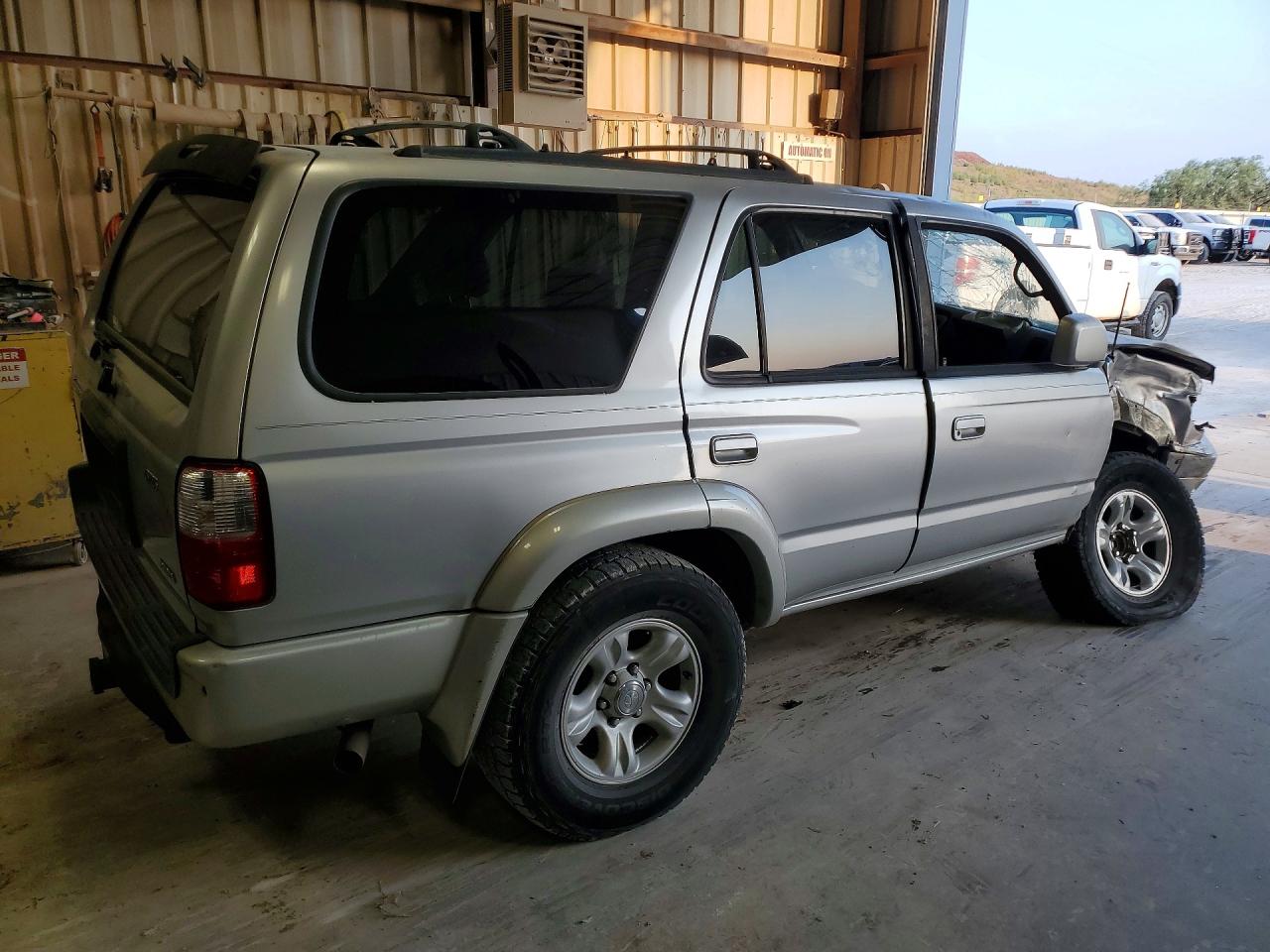 2001 Toyota 4runner Sr5 Silver vin: JT3GN86R110185119