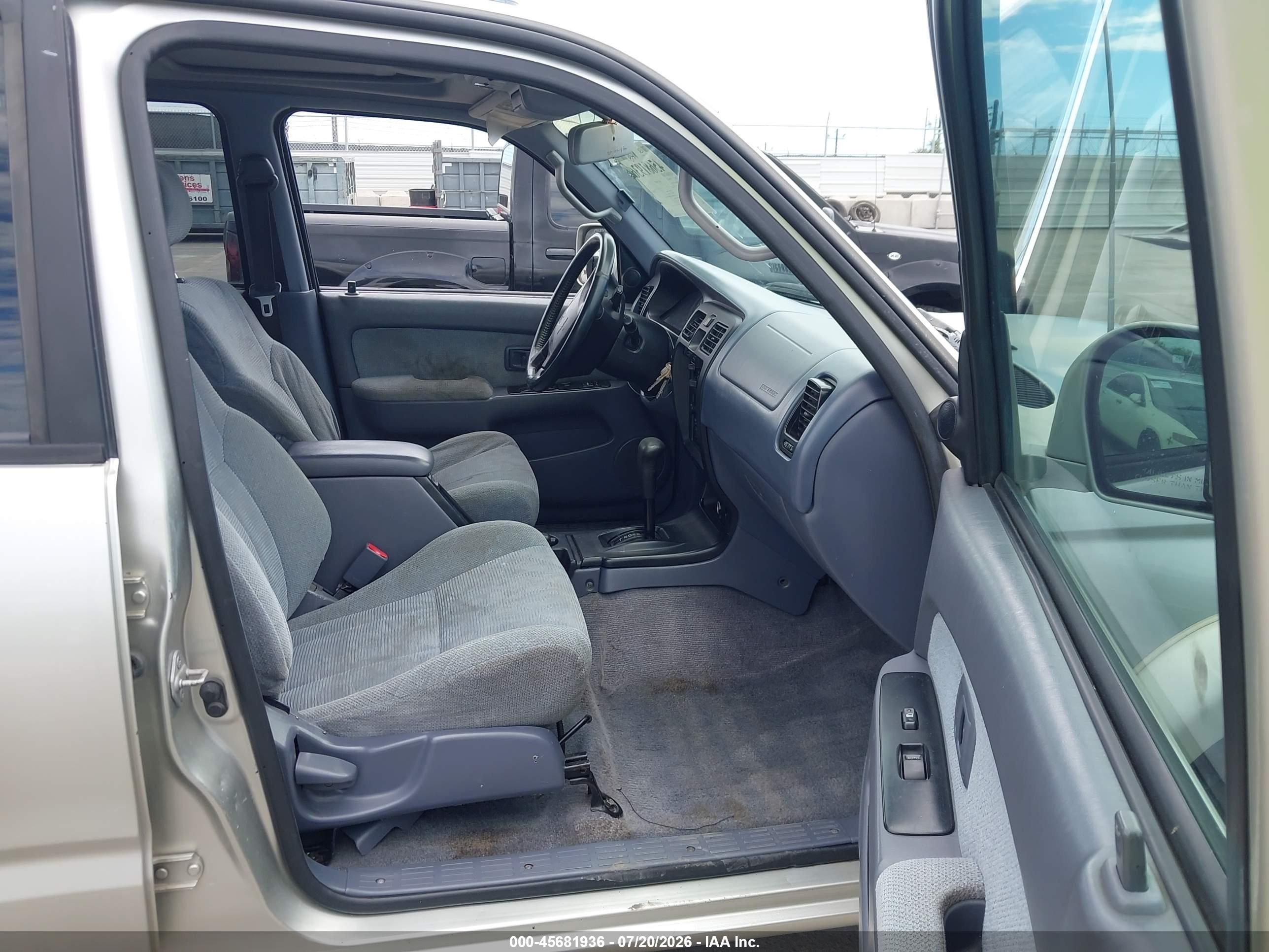 2000 Toyota 4runner Sr5 V6 Серебряный vin: JT3GN86R1Y0165947