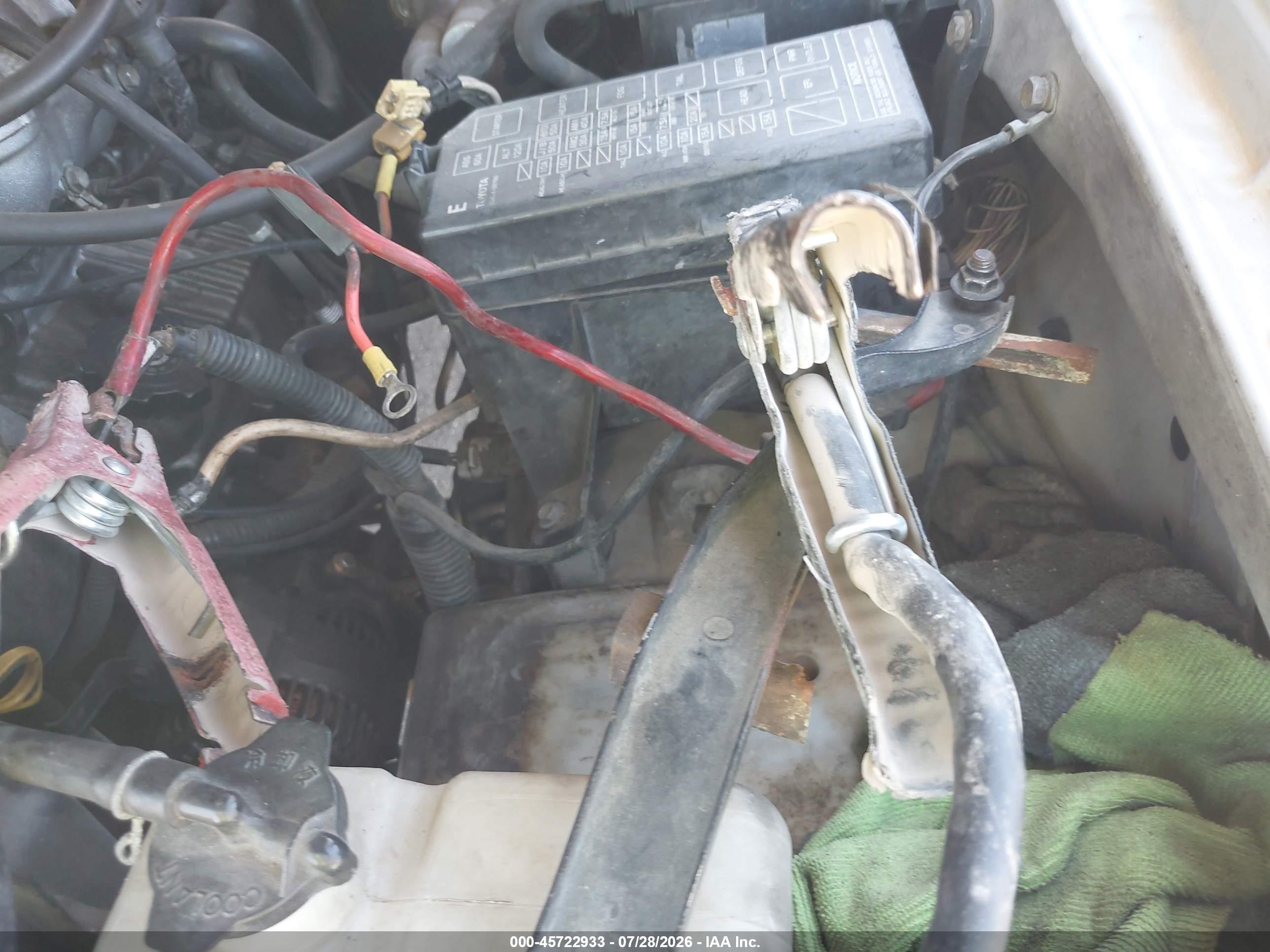 1999 Toyota 4runner Sr5 V6 Кремовый vin: JT3GN86R2X0122085