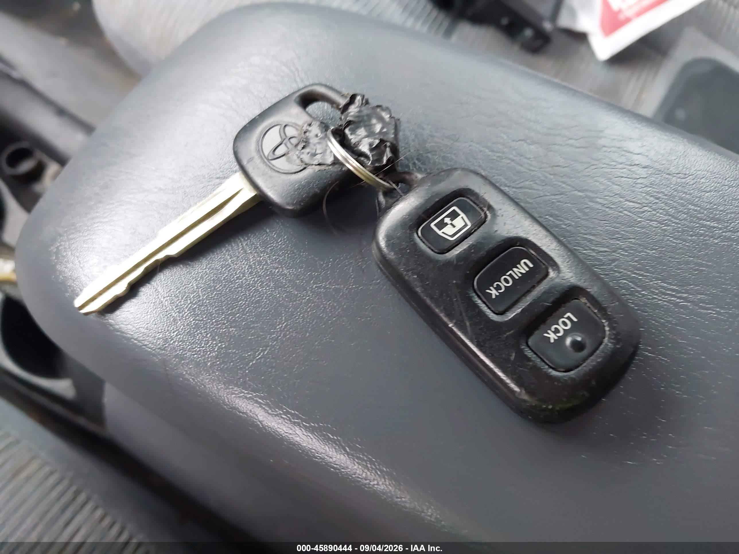 2000 Toyota 4runner Sr5 V6 Gray vin: JT3GN86R2Y0141365