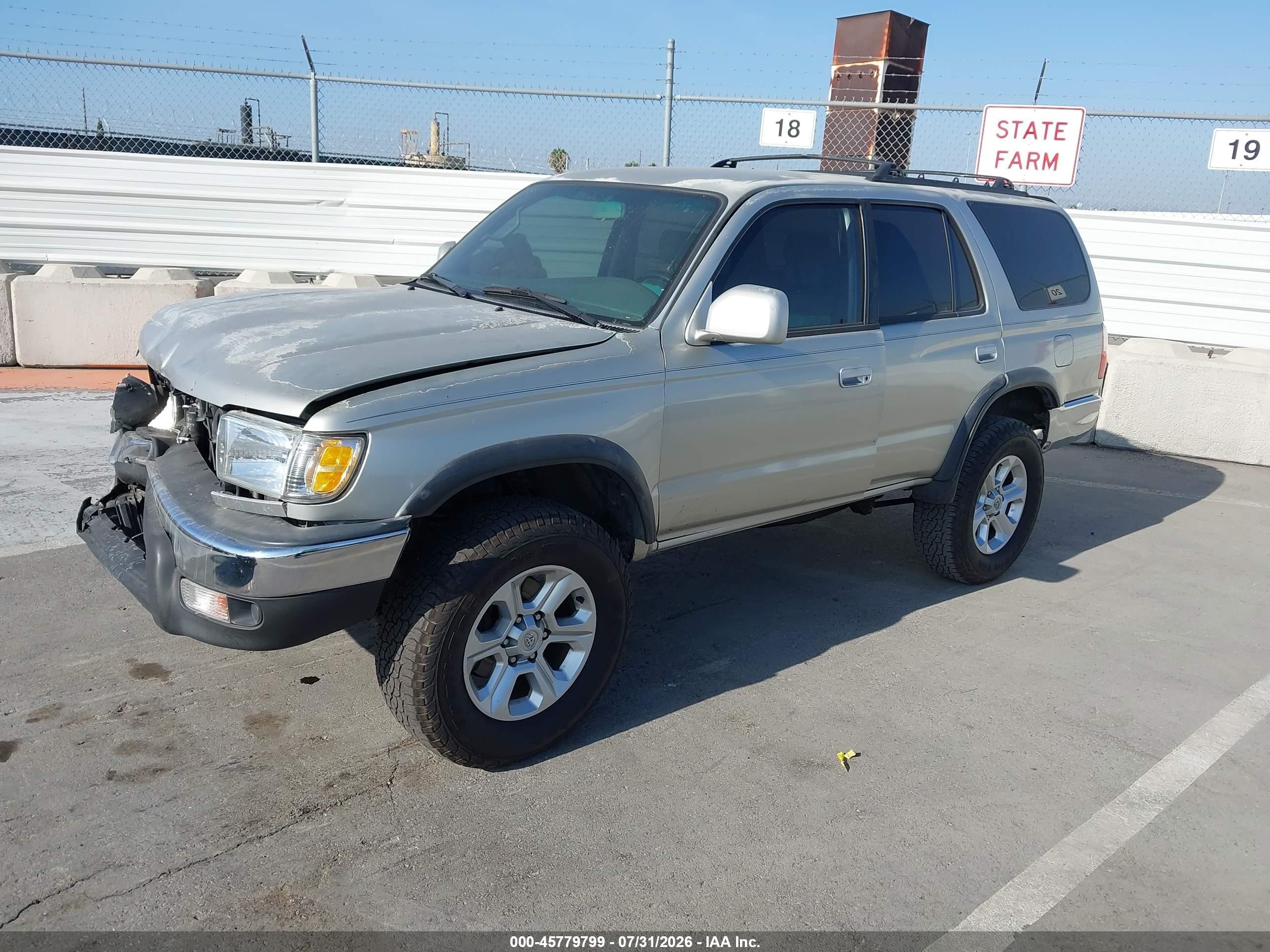2001 Toyota 4runner Sr5 V6 Серый vin: JT3GN86R310183081