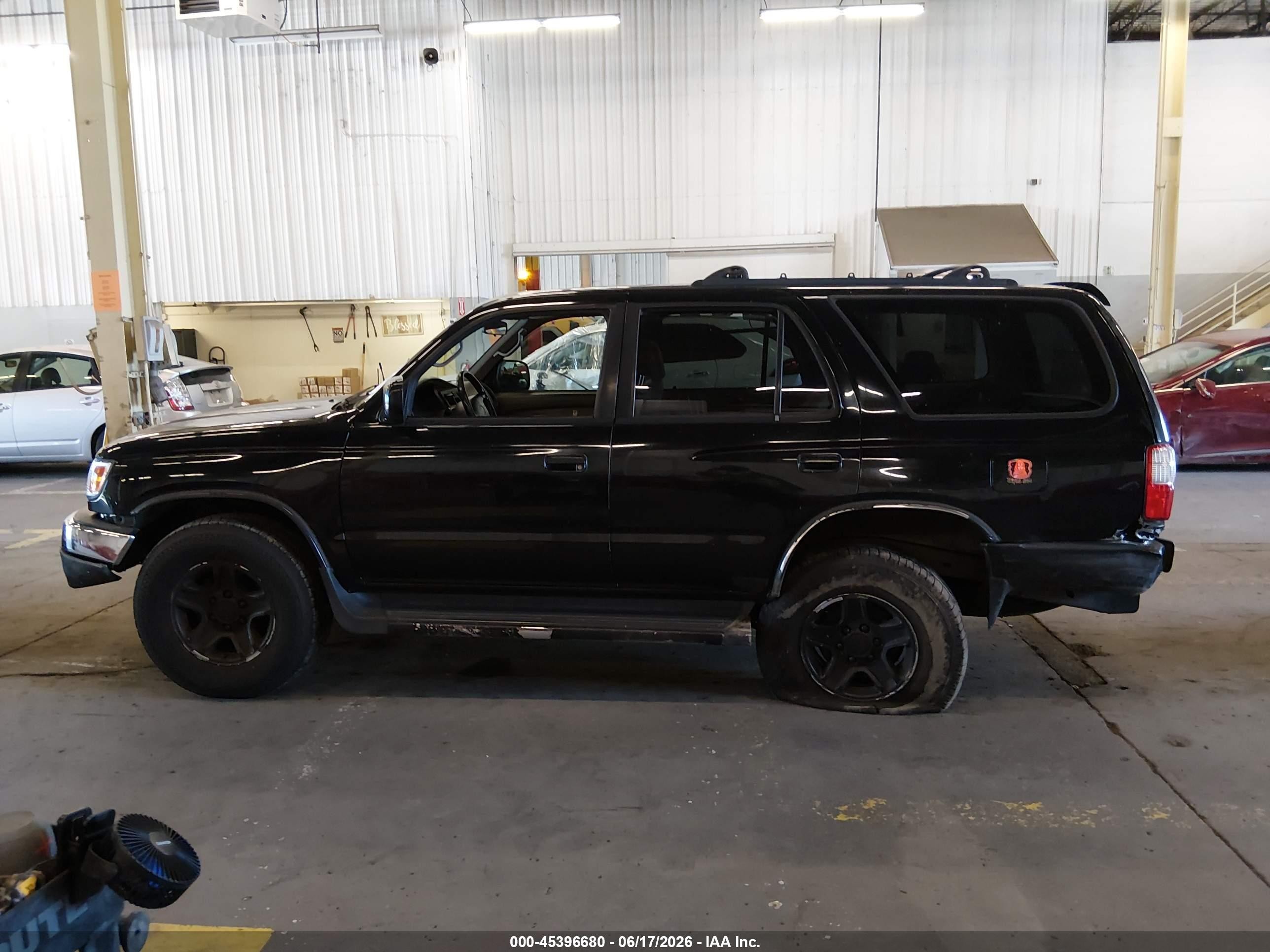 2002 Toyota 4runner Sr5 V6 Black vin: JT3GN86R320239229
