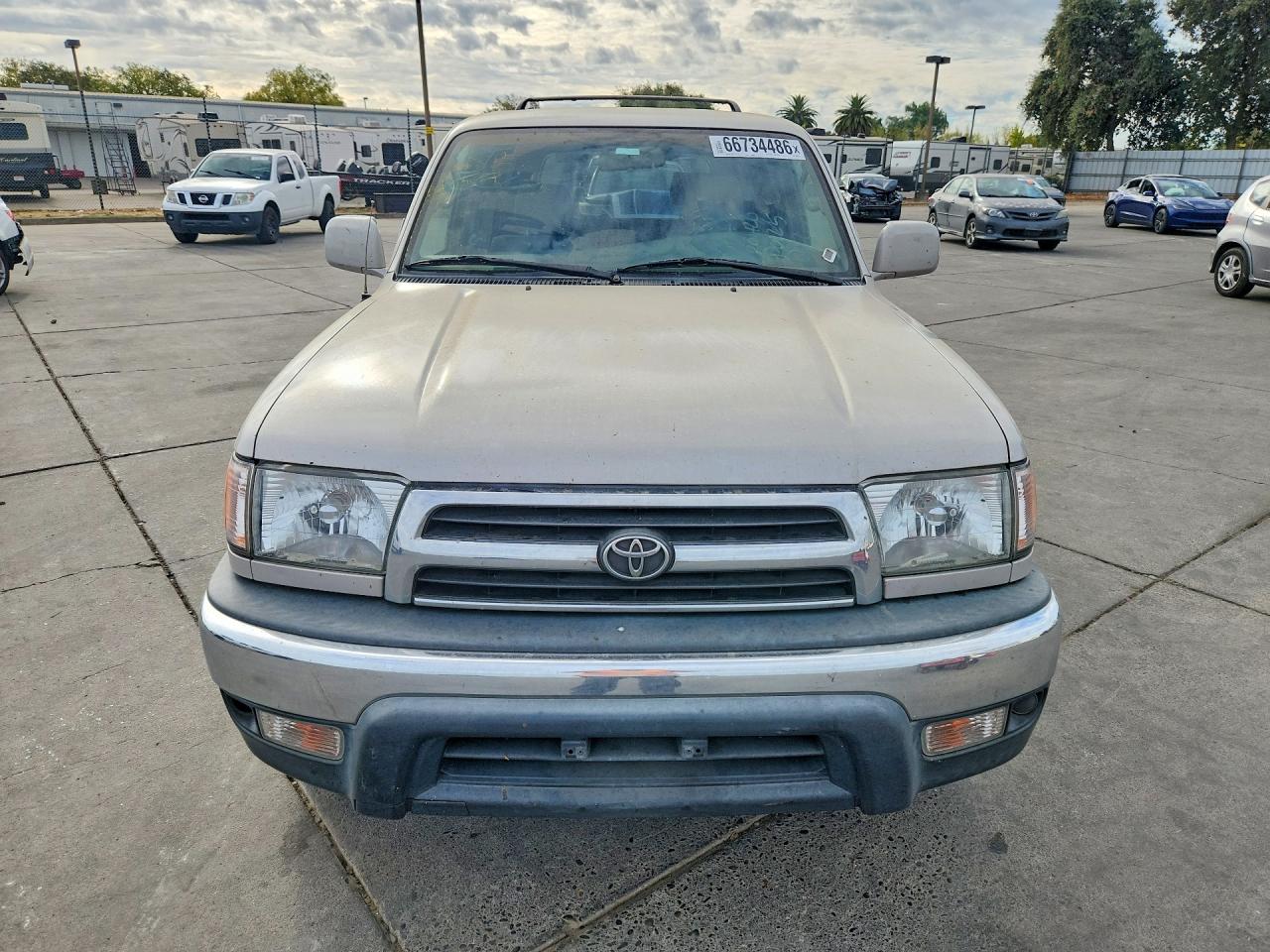 1999 Toyota 4runner Sr5 Silver vin: JT3GN86R3X0105912