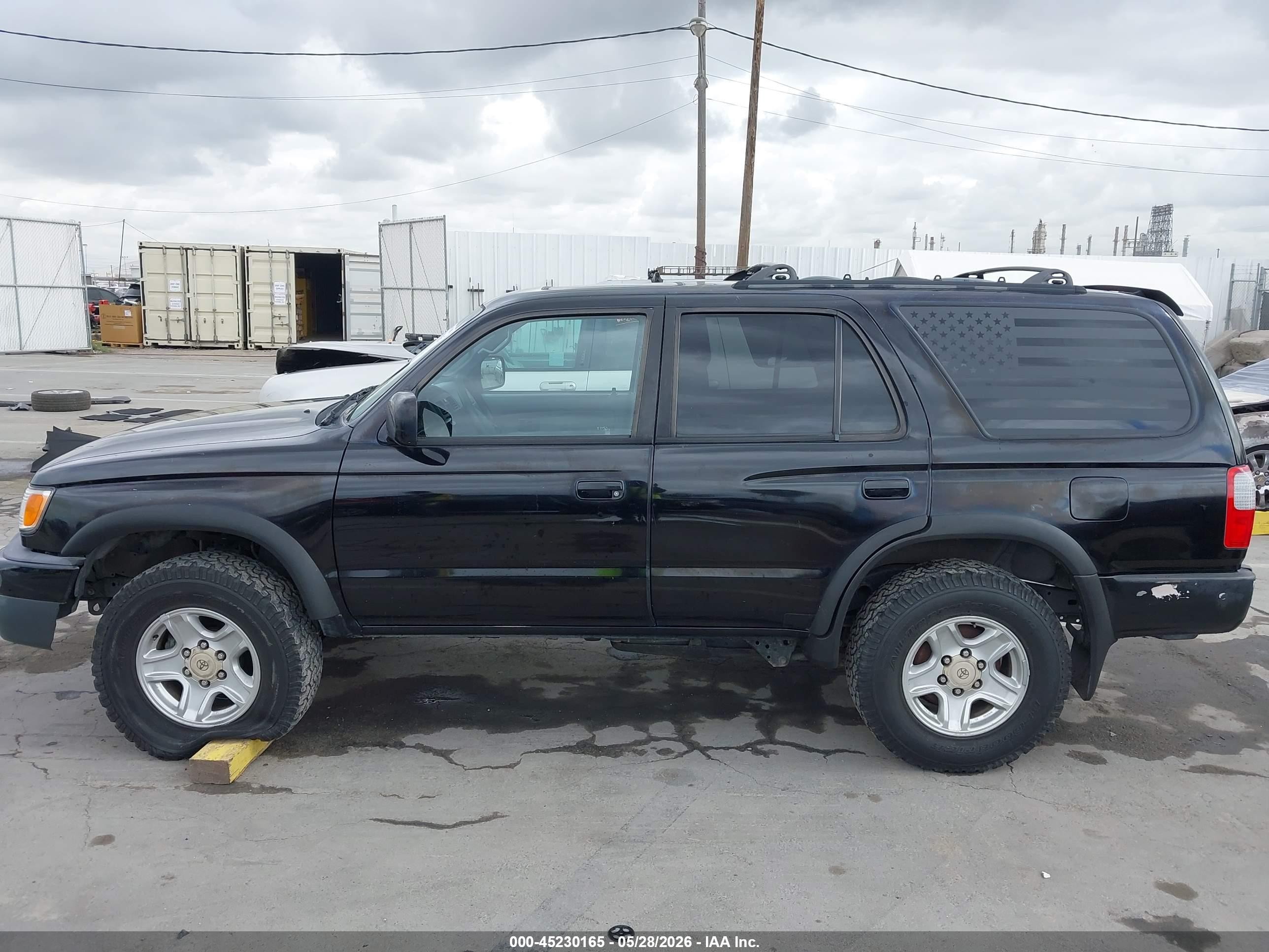1999 Toyota 4runner Sr5 V6 Black vin: JT3GN86R3X0113265