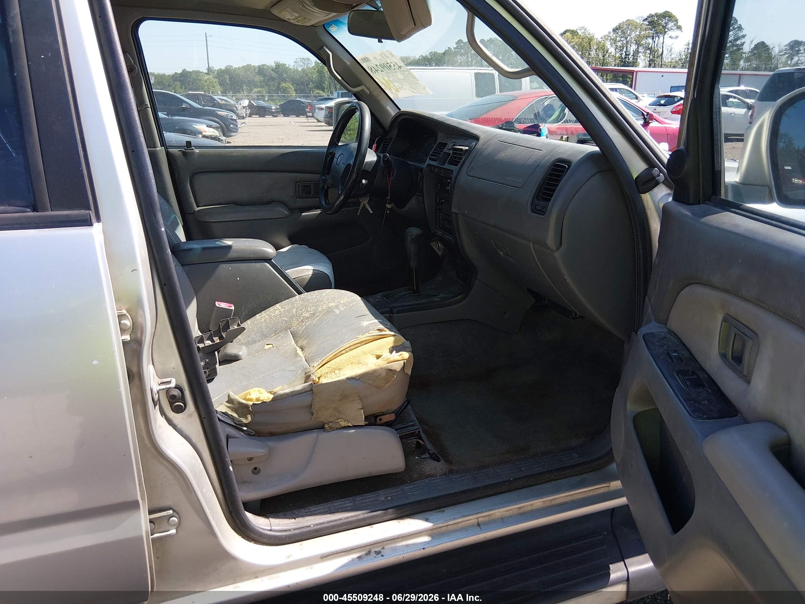 2002 Toyota 4runner Sr5 V6 Silver vin: JT3GN86R420230829