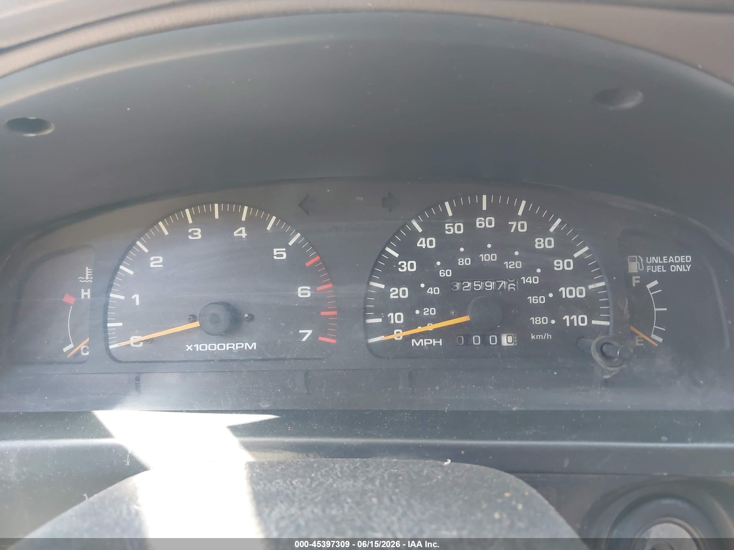 1996 Toyota 4runner Sr5 White vin: JT3GN86R4T0002511