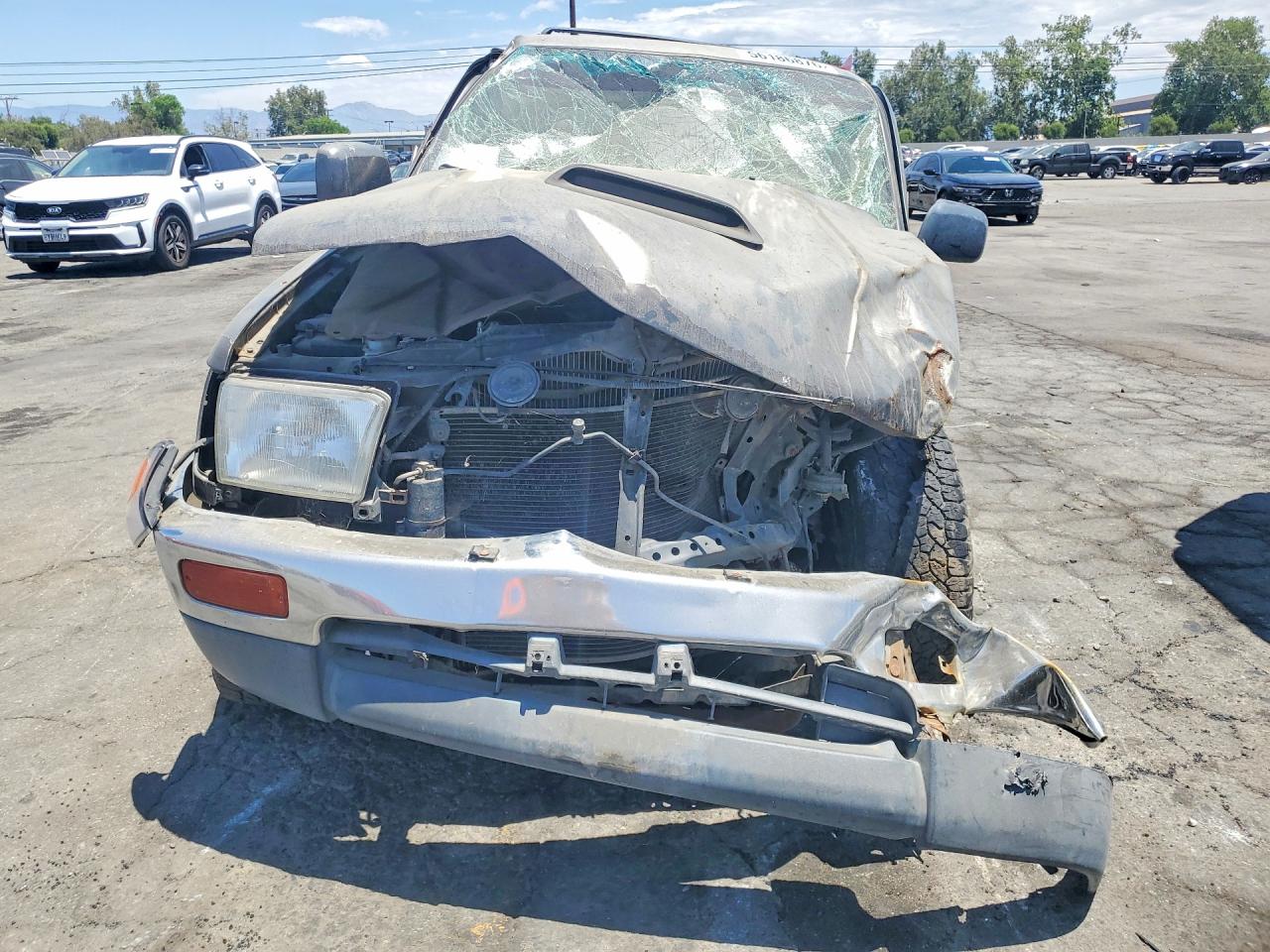 1997 Toyota 4runner Sr5 Silver vin: JT3GN86R4V0040260
