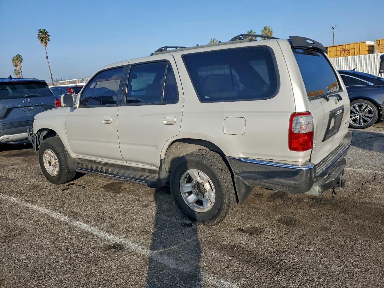 1998 Toyota 4runner Sr5 Cream vin: JT3GN86R4W0080601