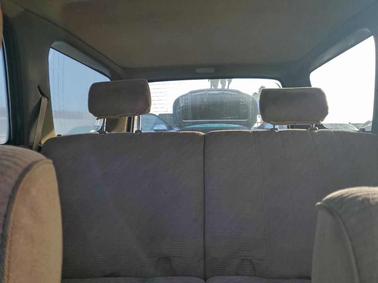 1998 Toyota 4runner Sr5 Cream vin: JT3GN86R4W0080601