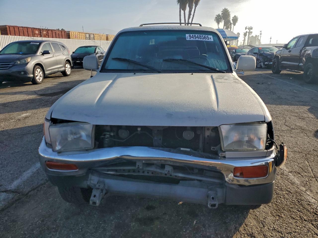 1998 Toyota 4runner Sr5 Cream vin: JT3GN86R4W0080601