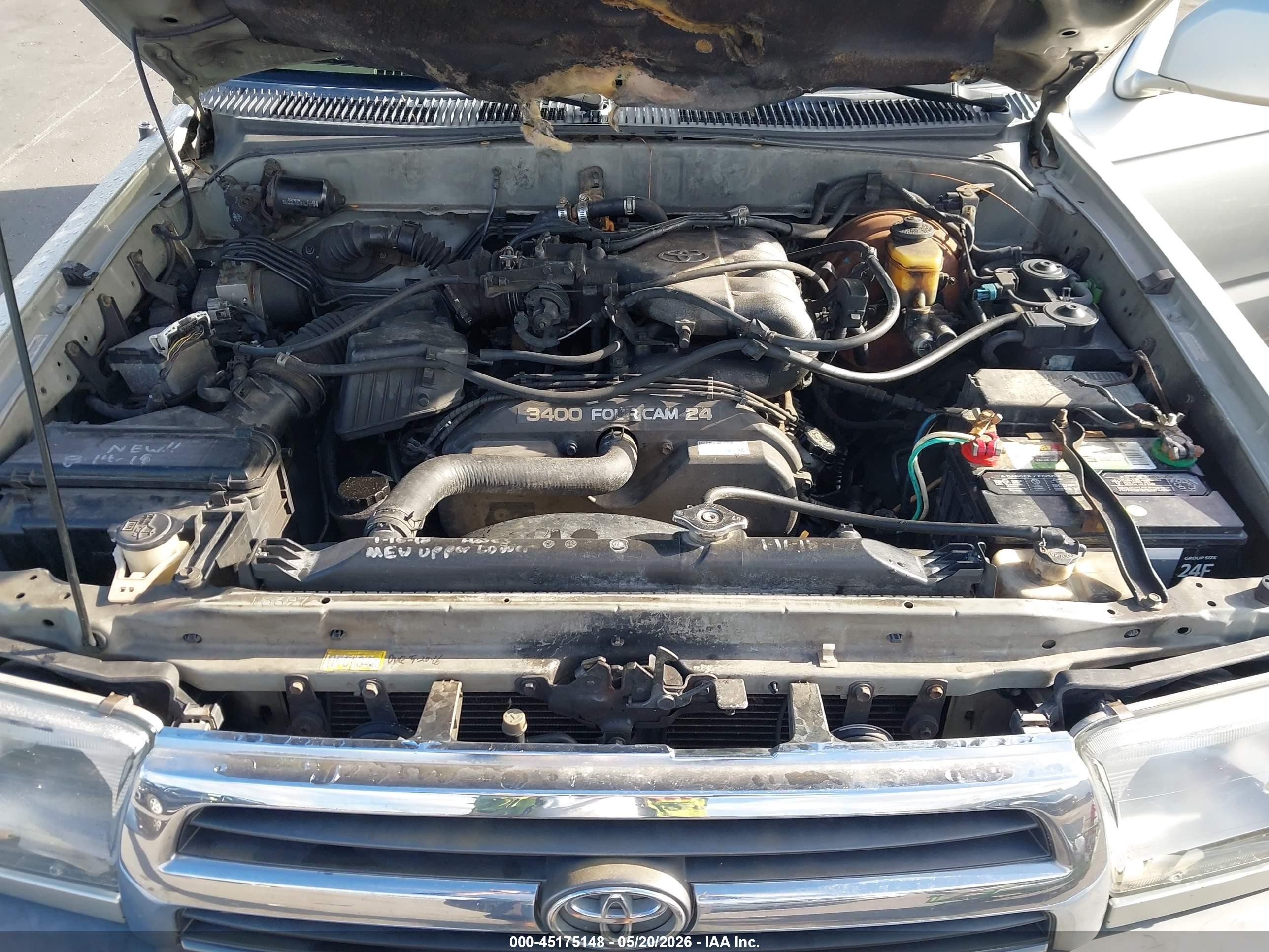 2000 Toyota 4runner Sr5 V6 Silver vin: JT3GN86R4Y0163349