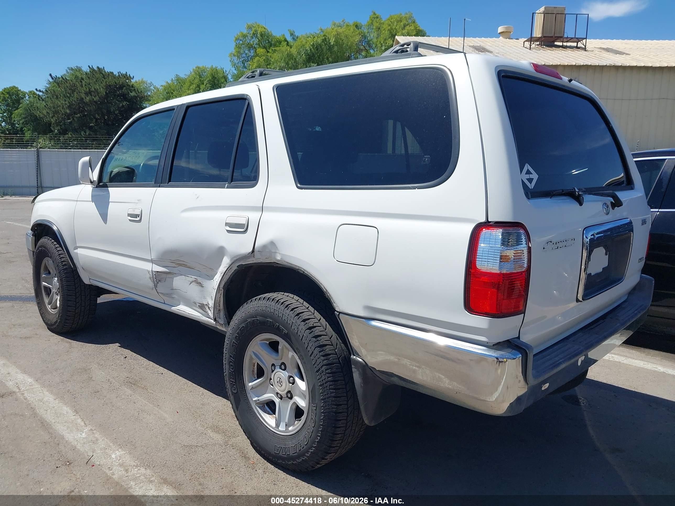 2002 Toyota 4runner Sr5 V6 White vin: JT3GN86R520242570
