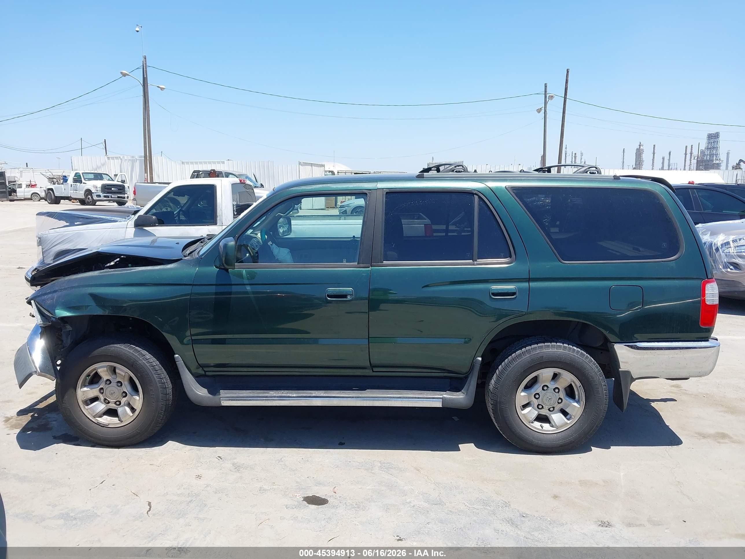 2000 Toyota 4runner Sr5 V6 Green vin: JT3GN86R5Y0146589