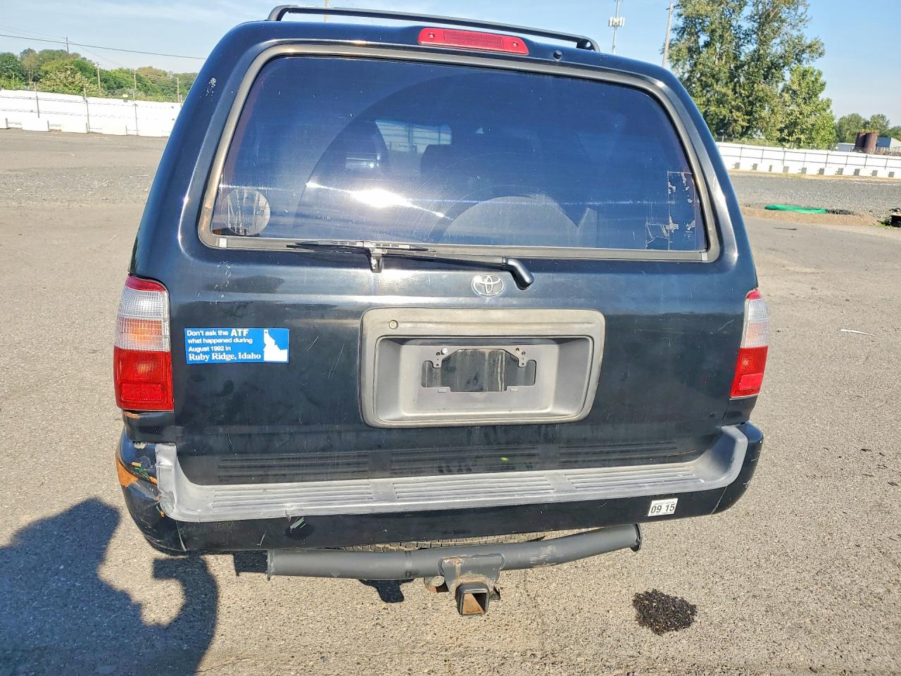 2000 Toyota 4runner Sr5 Black vin: JT3GN86R6Y0136203