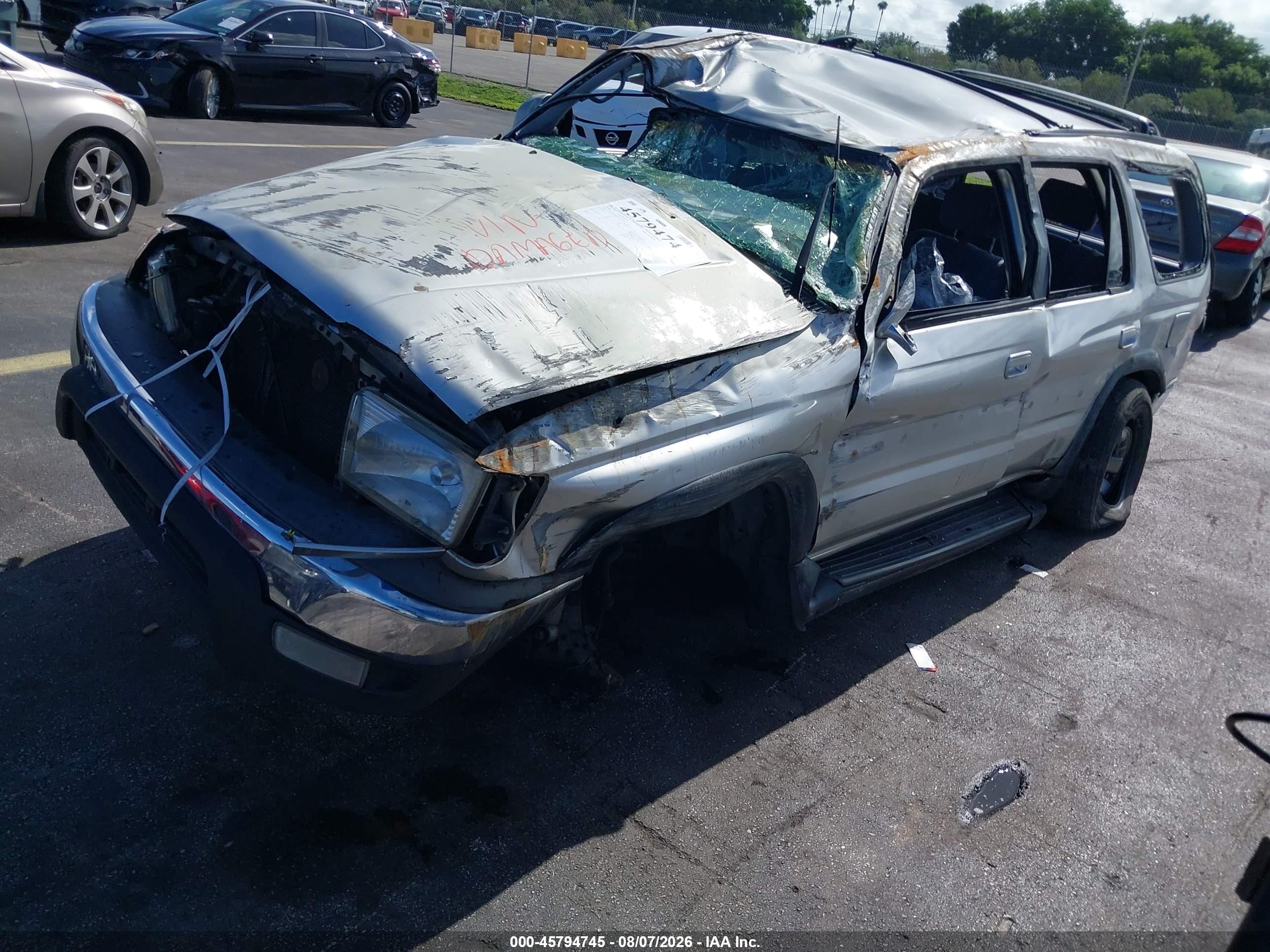 2000 Toyota 4runner Sr5 V6 Silver vin: JT3GN86R6Y0157150