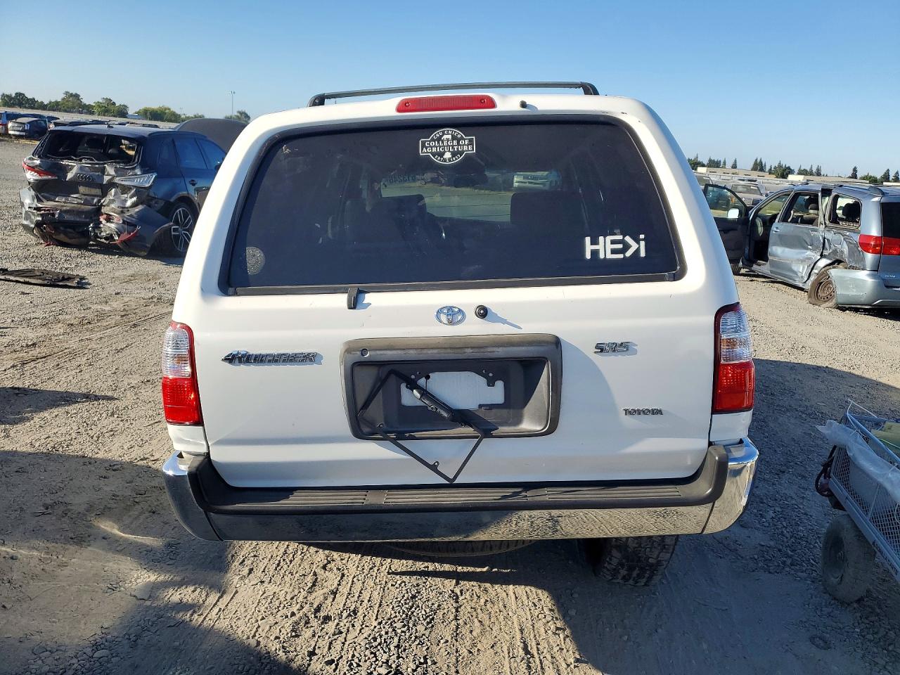2001 Toyota 4runner Sr5 White vin: JT3GN86R710198585