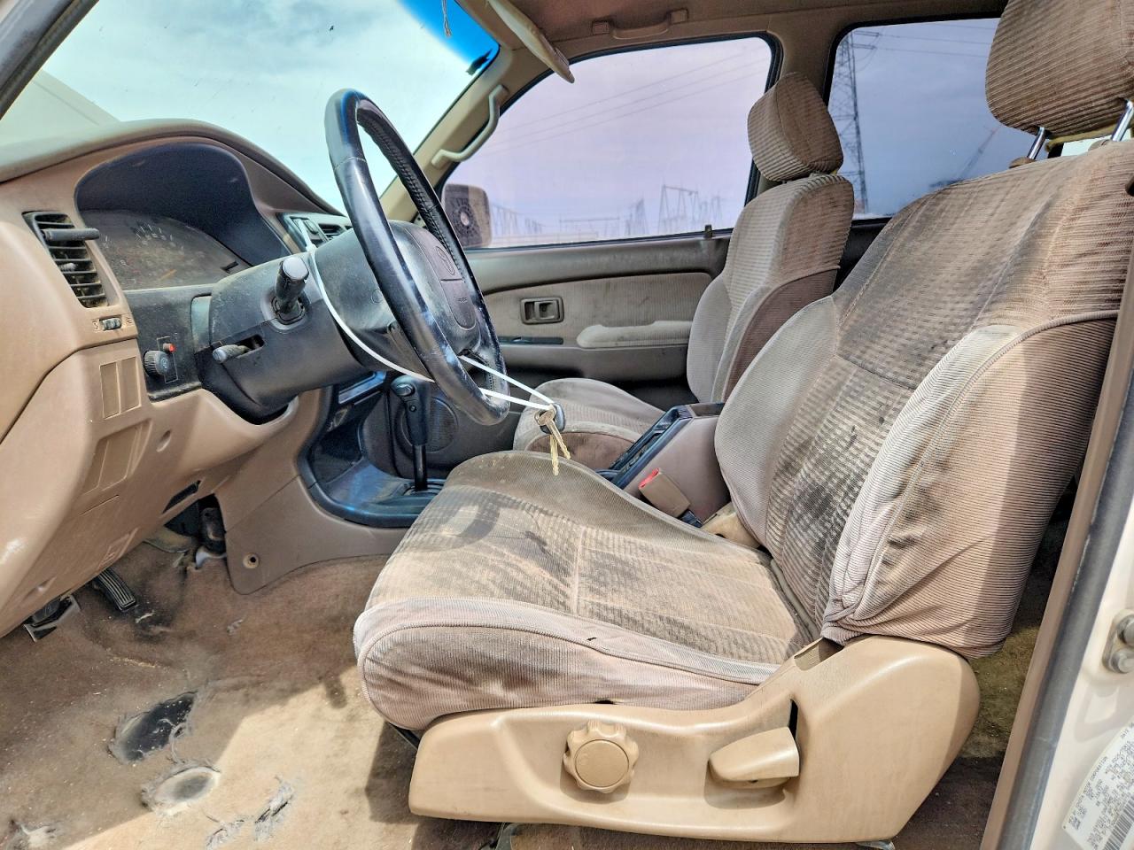 1997 Toyota 4runner Sr5 Бежевый vin: JT3GN86R7V0049793
