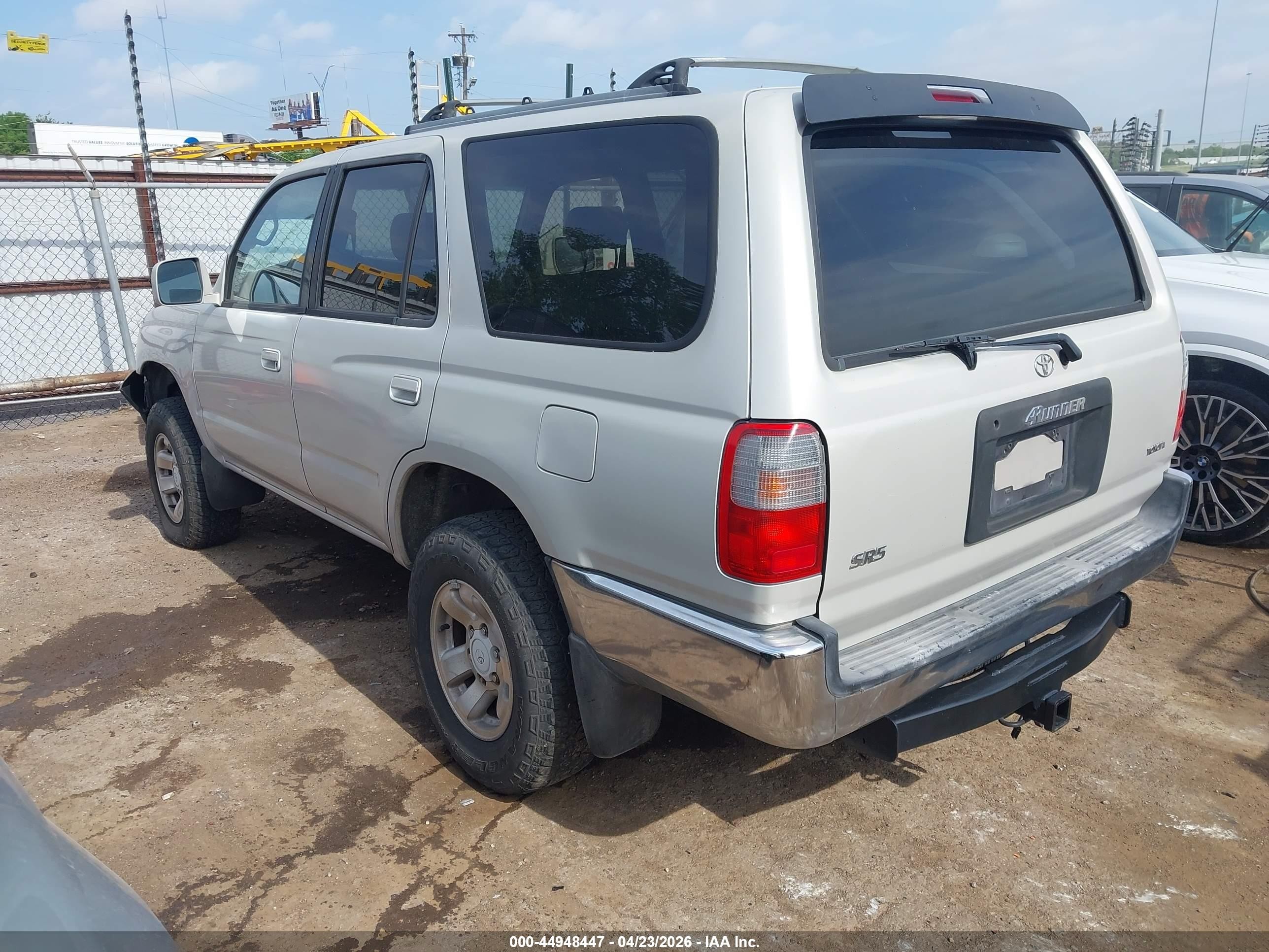 1998 Toyota 4runner Sr5 V6 White vin: JT3GN86R7W0081676
