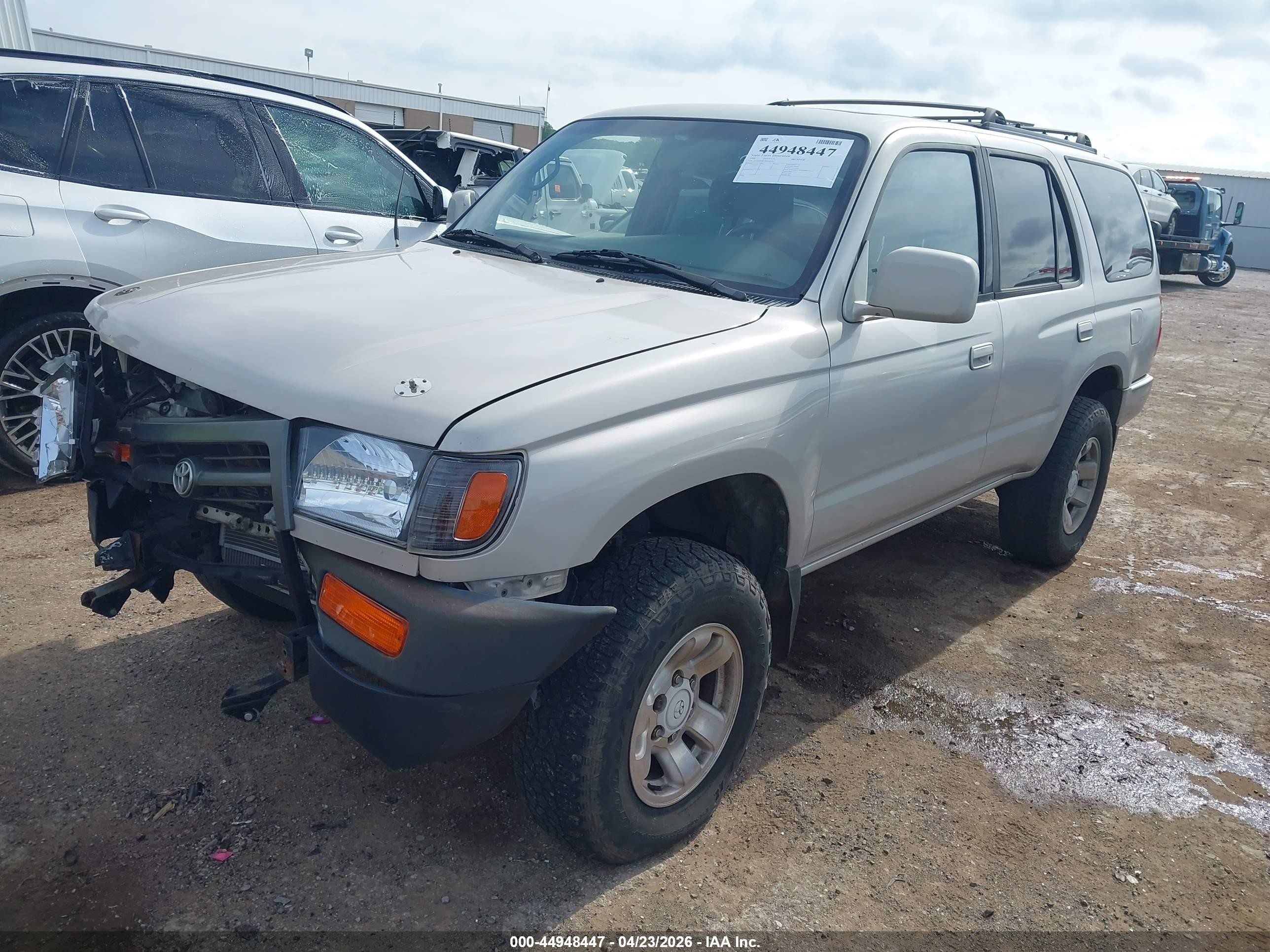 1998 Toyota 4runner Sr5 V6 White vin: JT3GN86R7W0081676