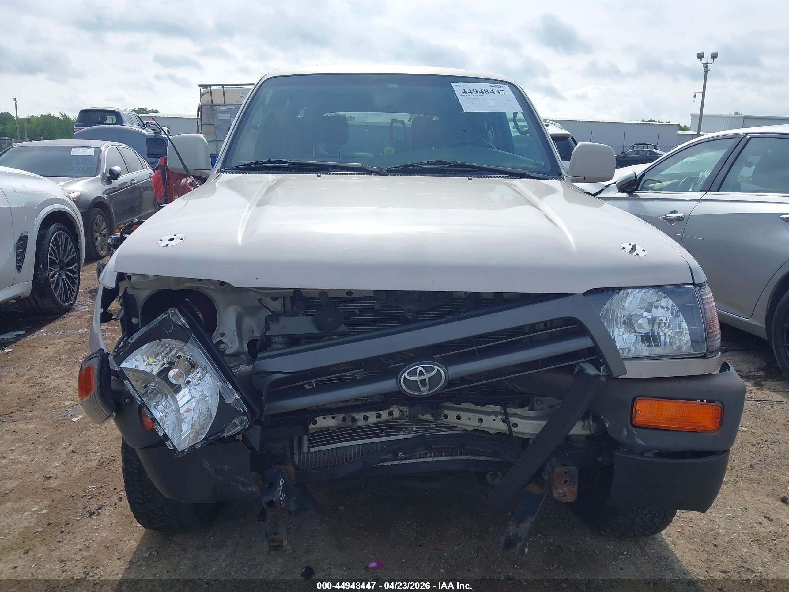 1998 Toyota 4runner Sr5 V6 White vin: JT3GN86R7W0081676