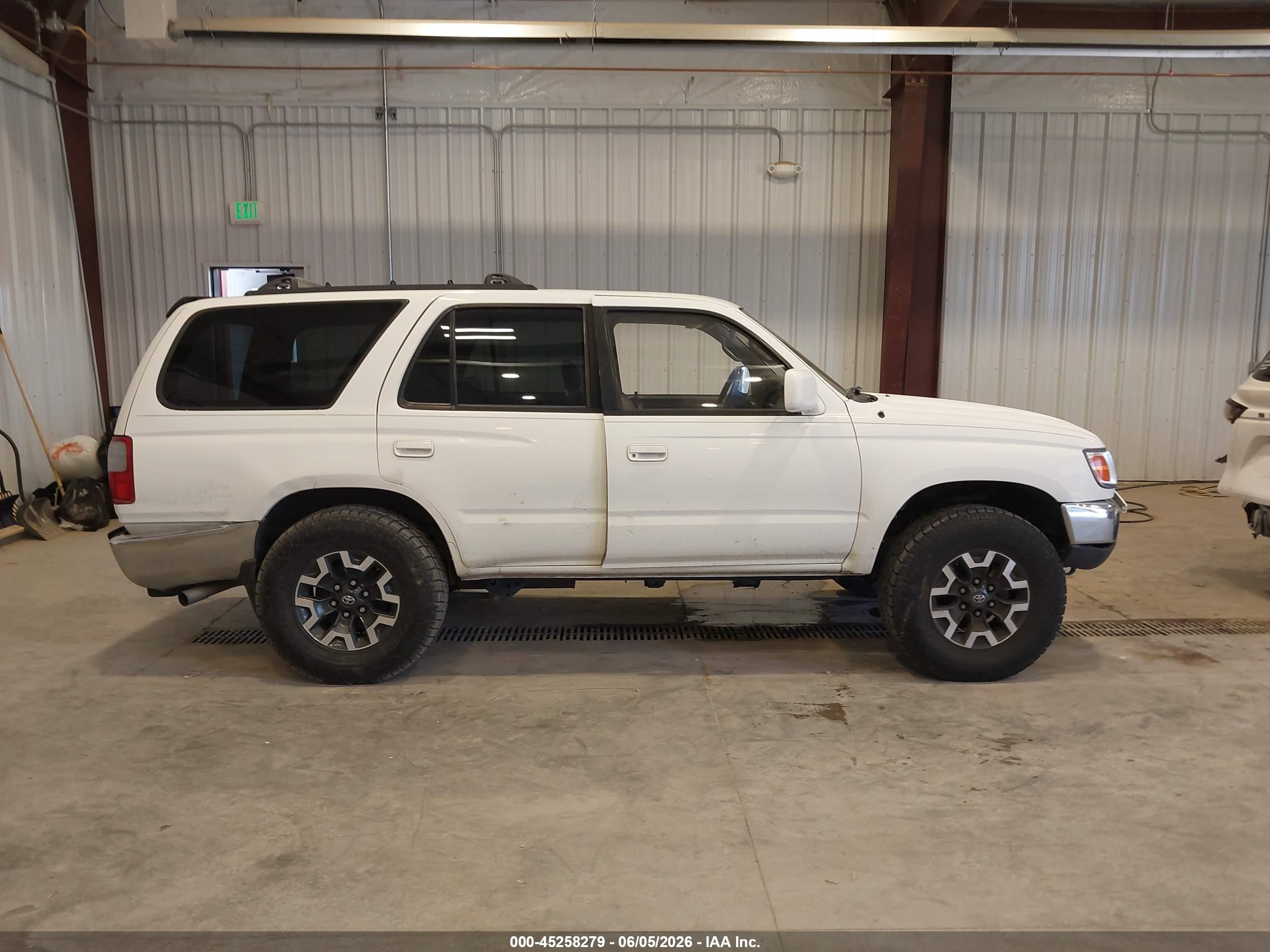 1998 Toyota 4runner Sr5 V6 Yellow vin: JT3GN86R7W0082391