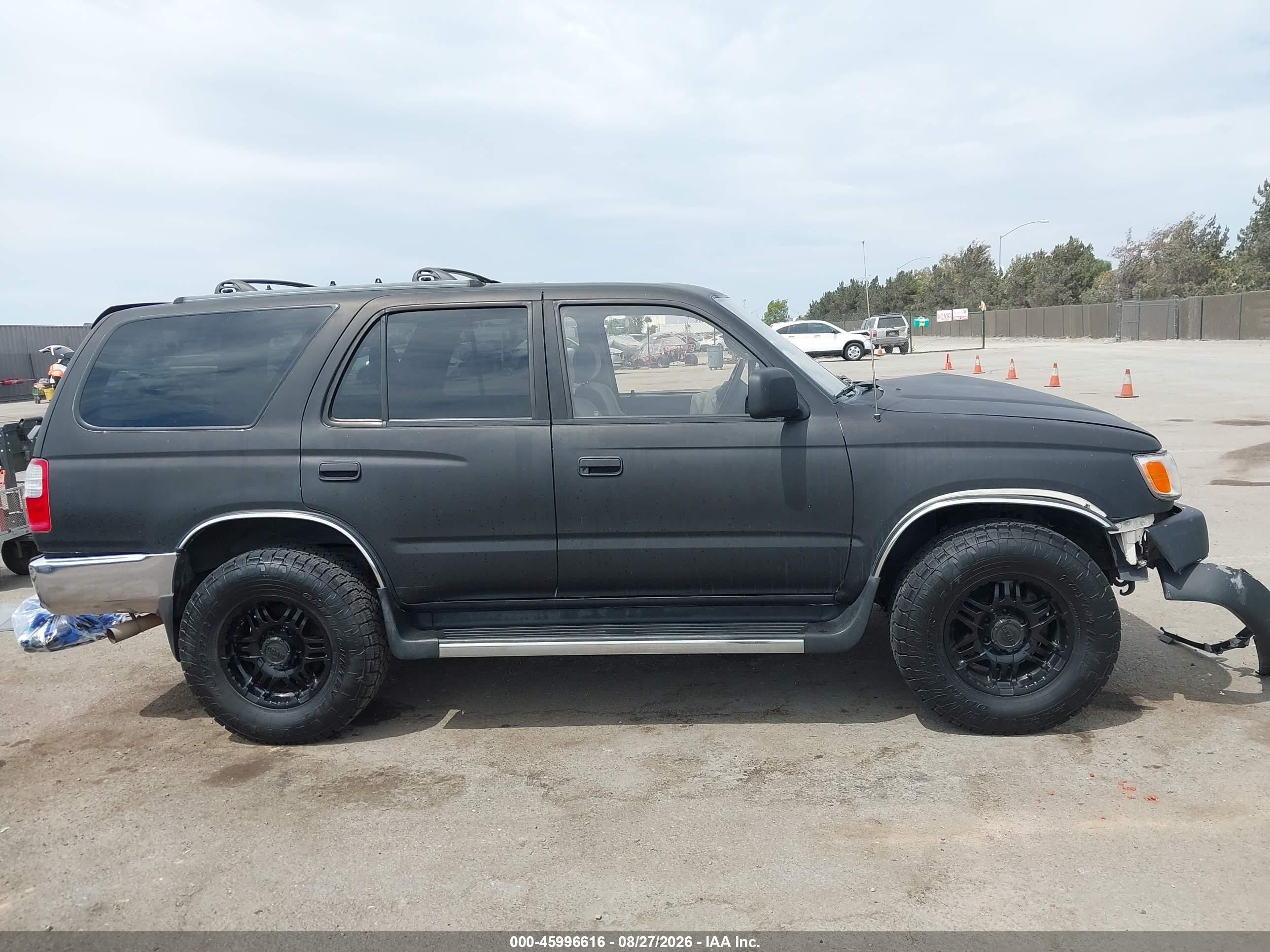 1998 Toyota 4runner Sr5 V6 Black vin: JT3GN86R7W0092015