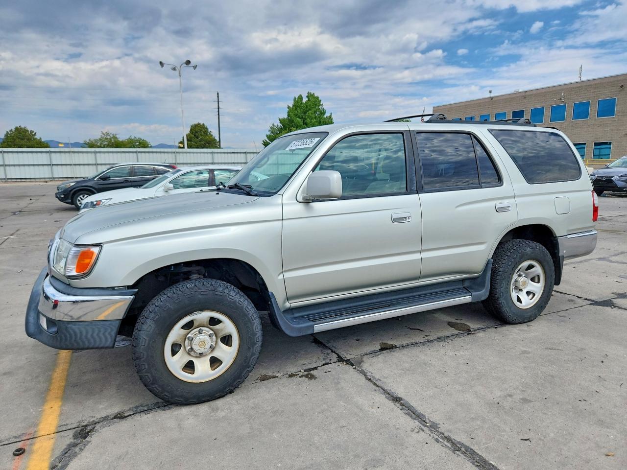 1999 Toyota 4runner Sr5 Серебряный vin: JT3GN86R7X0113480