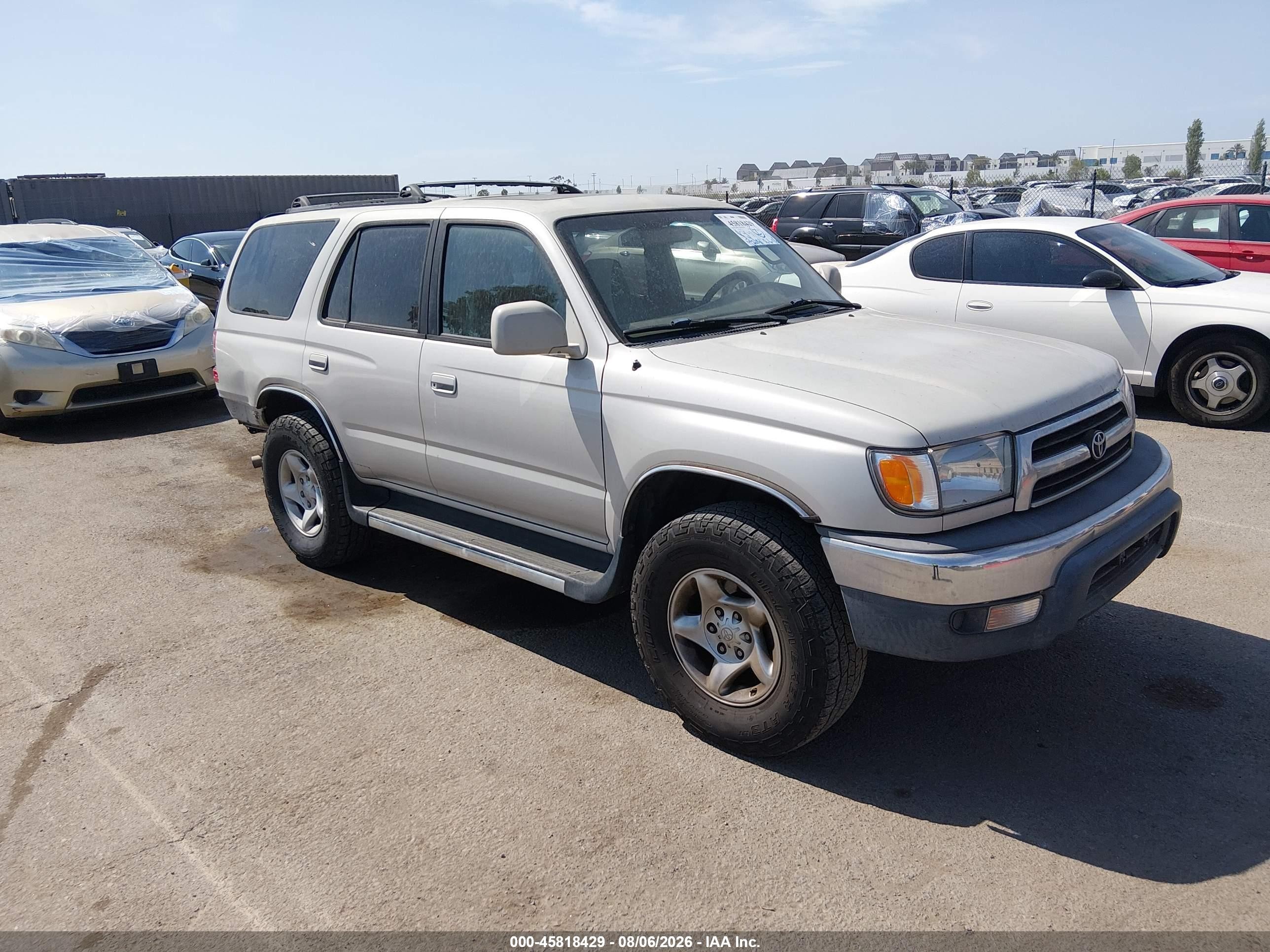 2000 Toyota 4runner Sr5 V6 Silver vin: JT3GN86R7Y0155732