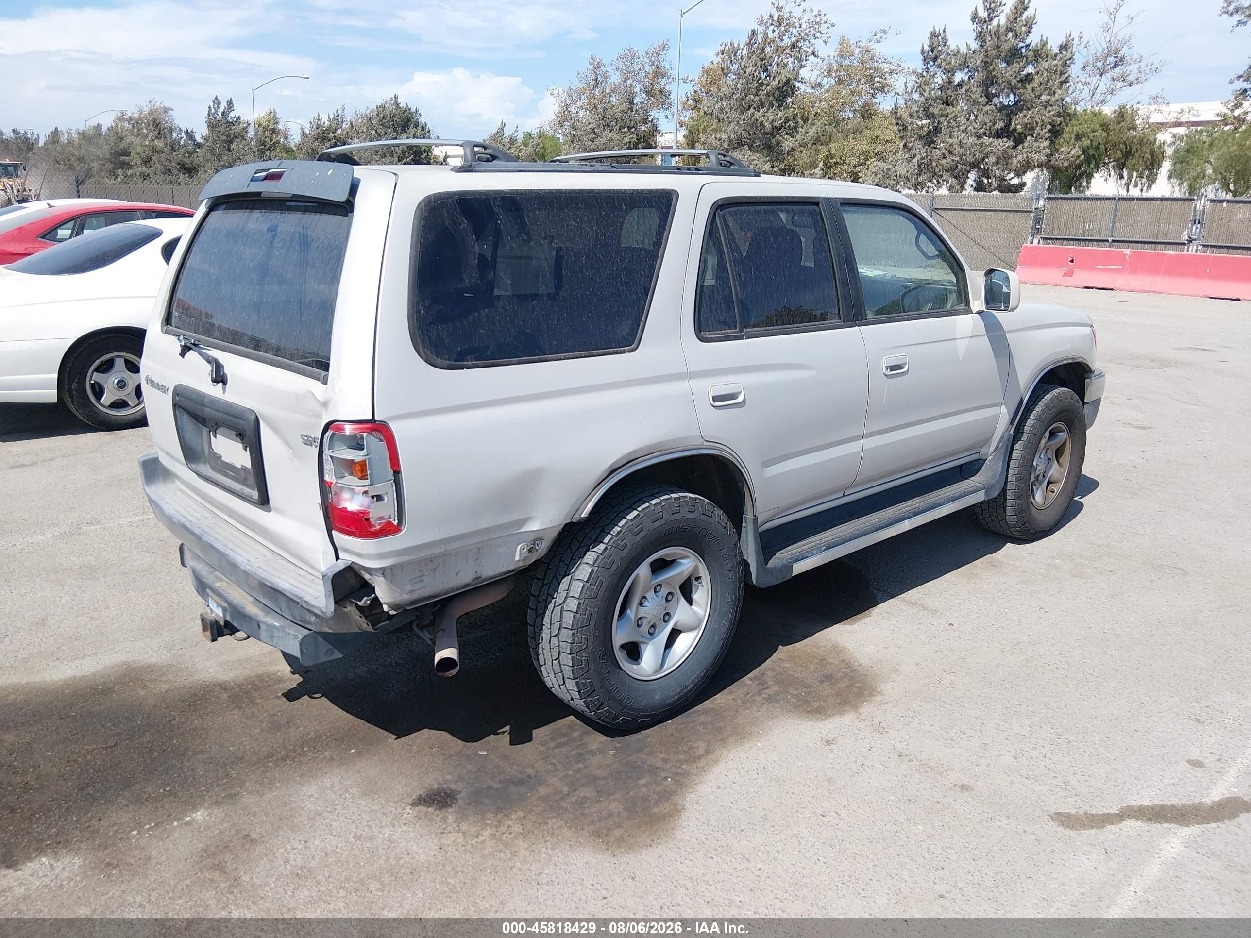 2000 Toyota 4runner Sr5 V6 Silver vin: JT3GN86R7Y0155732