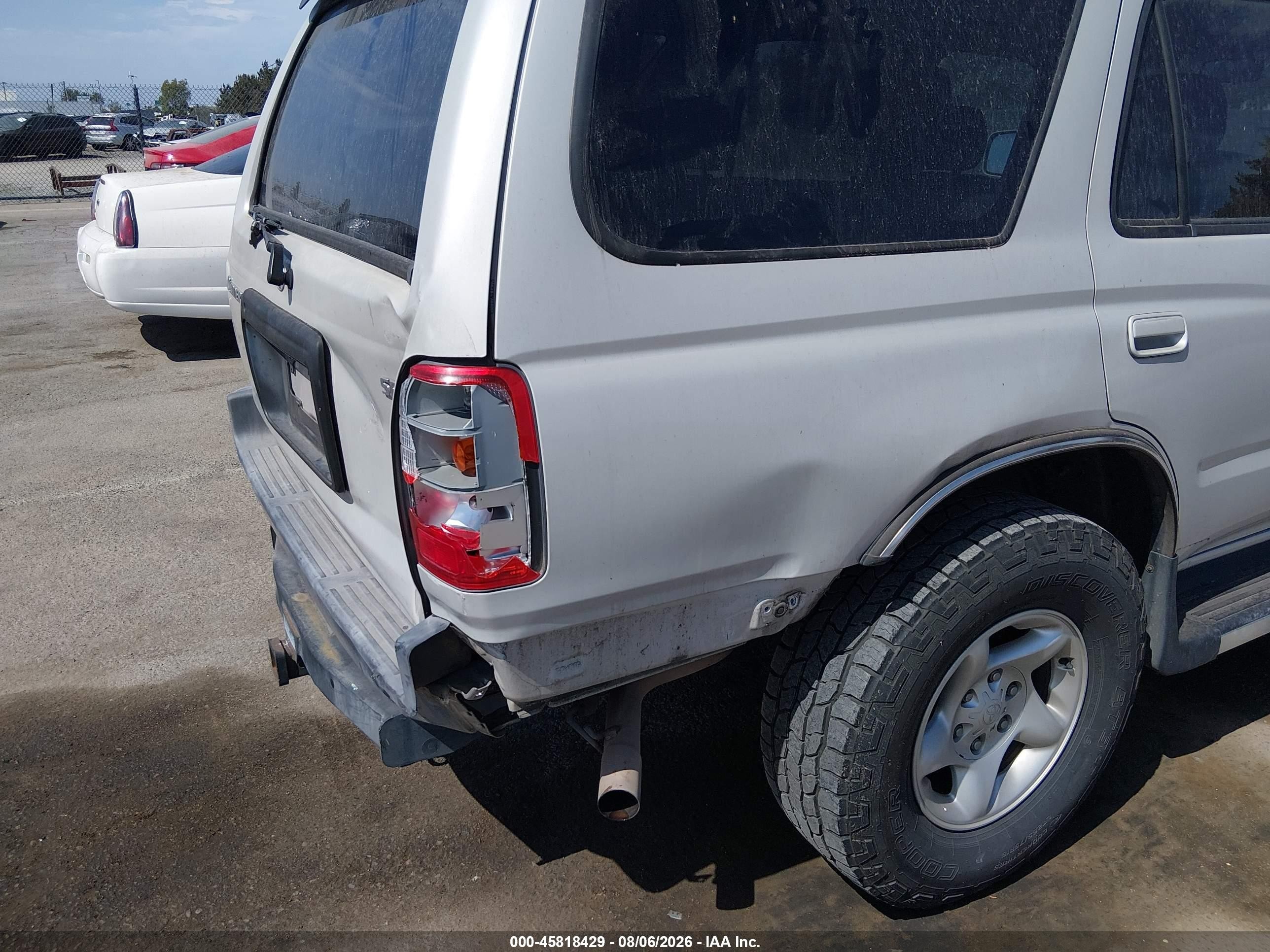 2000 Toyota 4runner Sr5 V6 Silver vin: JT3GN86R7Y0155732