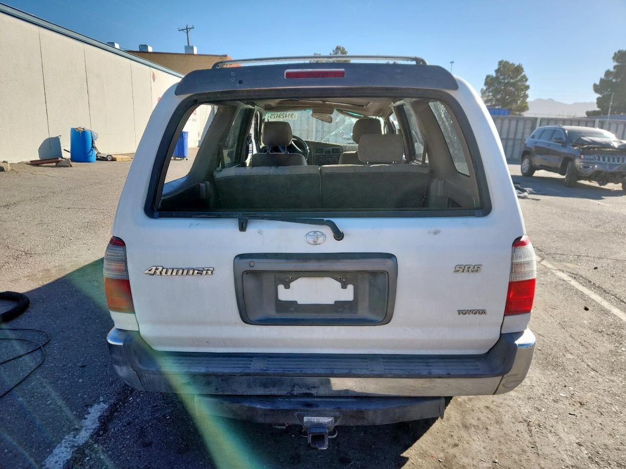 2000 Toyota 4runner Sr5 White vin: JT3GN86R7Y0168934