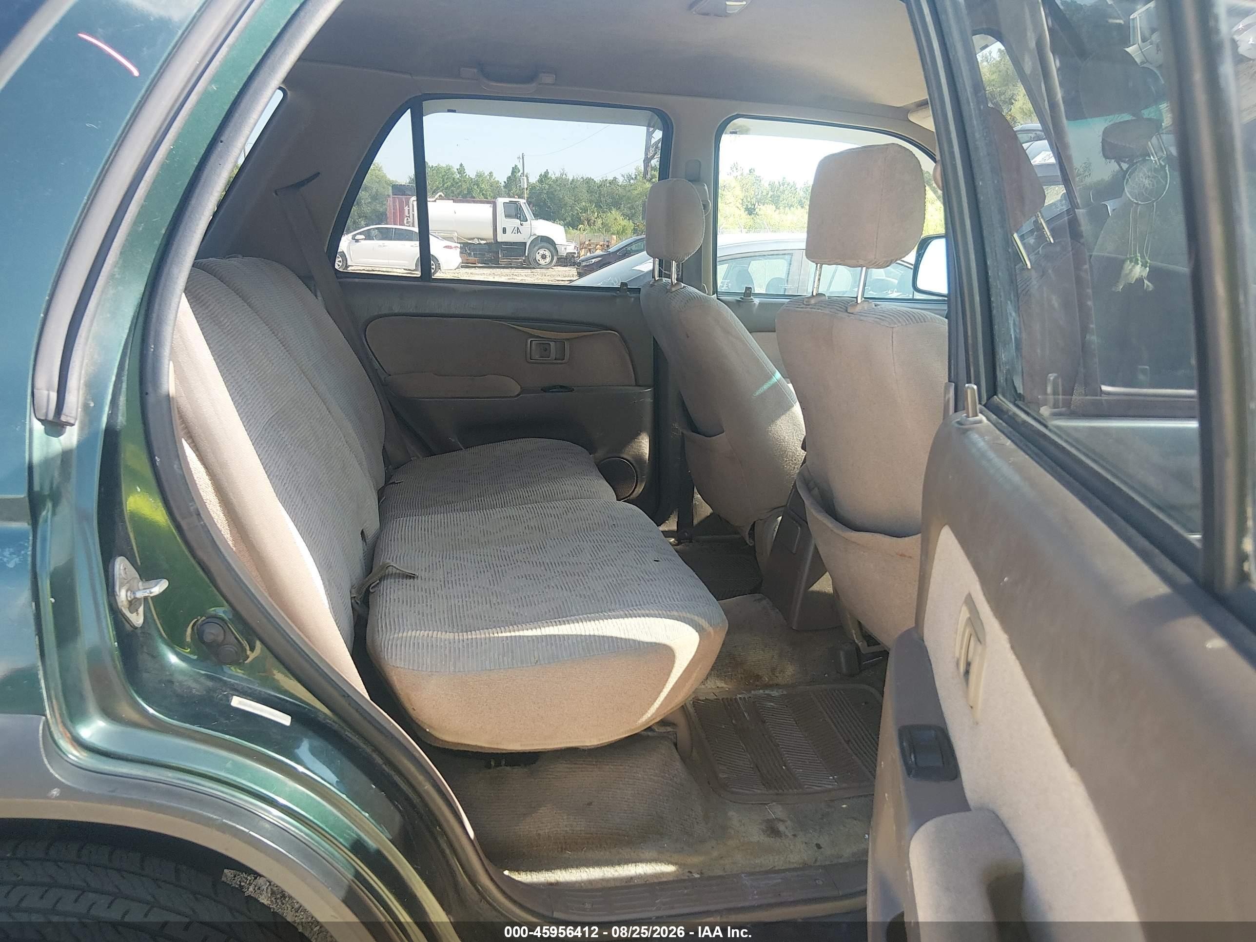 2000 Toyota 4runner Sr5 V6 Green vin: JT3GN86R7Y0176516
