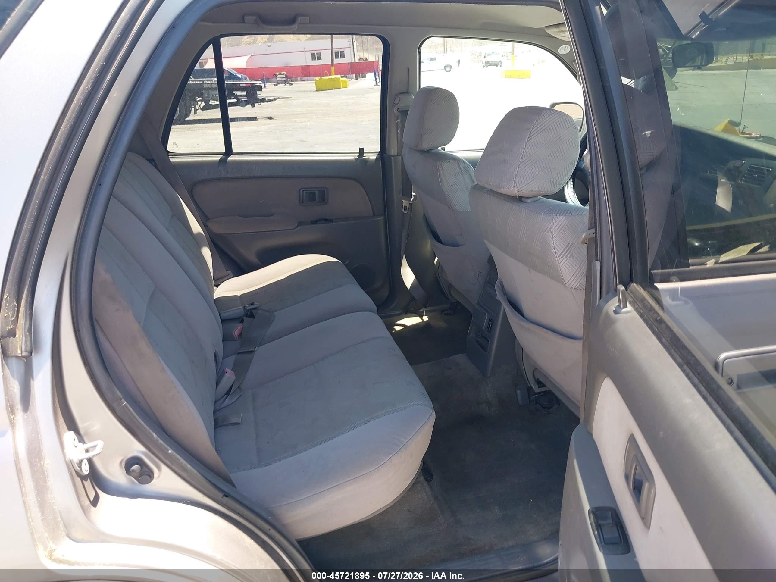 2001 Toyota 4runner Sr5 V6 Champagne vin: JT3GN86R810218844