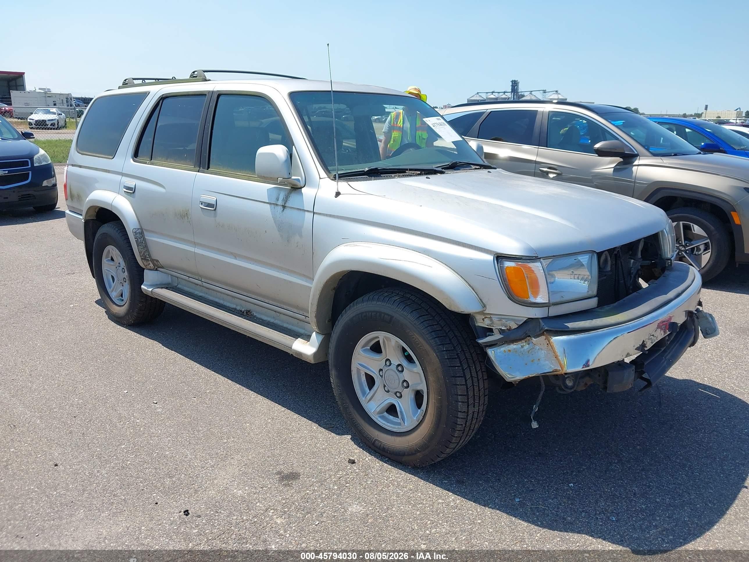 2002 Toyota 4runner Sr5 V6 Silver vin: JT3GN86R820246970