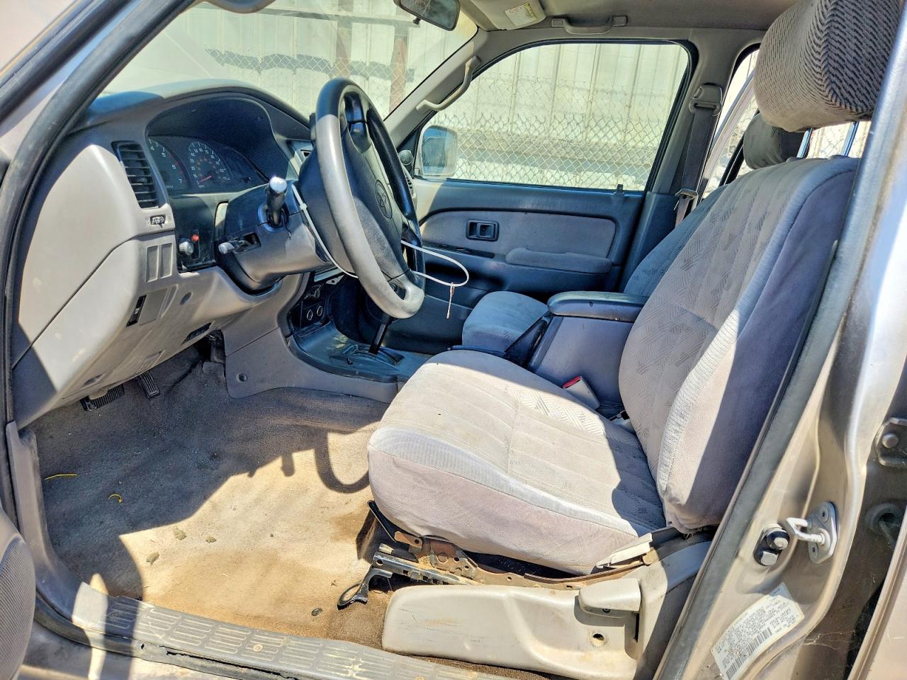 2002 Toyota 4runner Sr5 Gray vin: JT3GN86R820247276