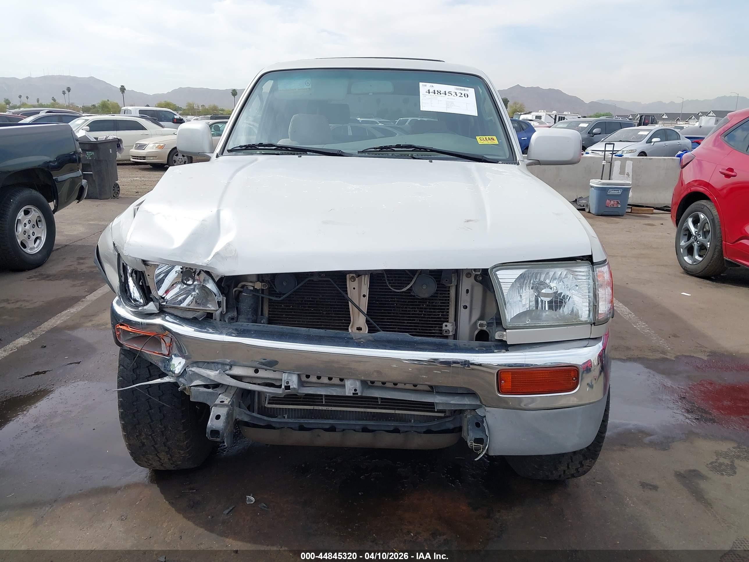 1998 Toyota 4runner Sr5 V6 Серебряный vin: JT3GN86R8W0070962