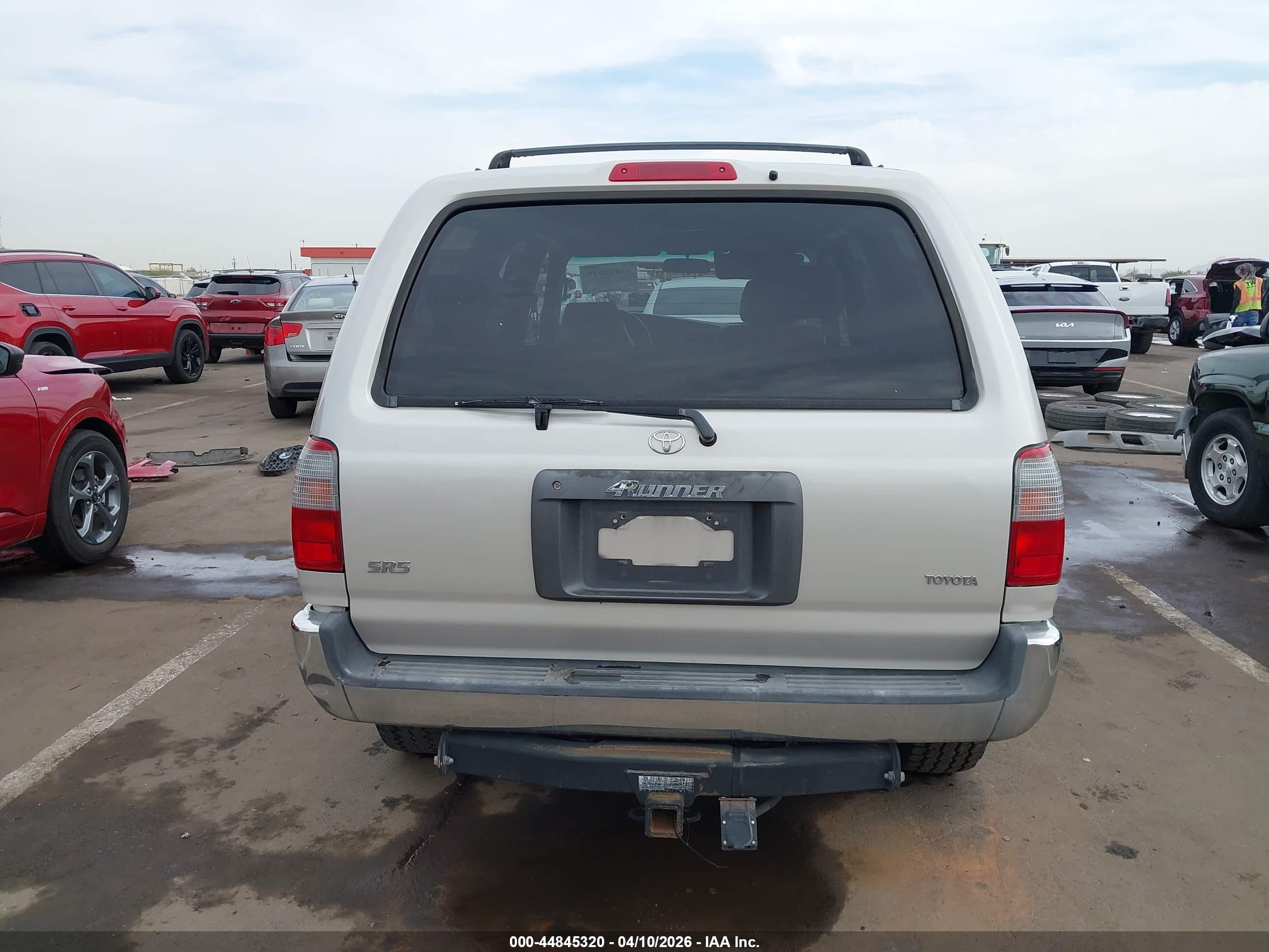 1998 Toyota 4runner Sr5 V6 Серебряный vin: JT3GN86R8W0070962