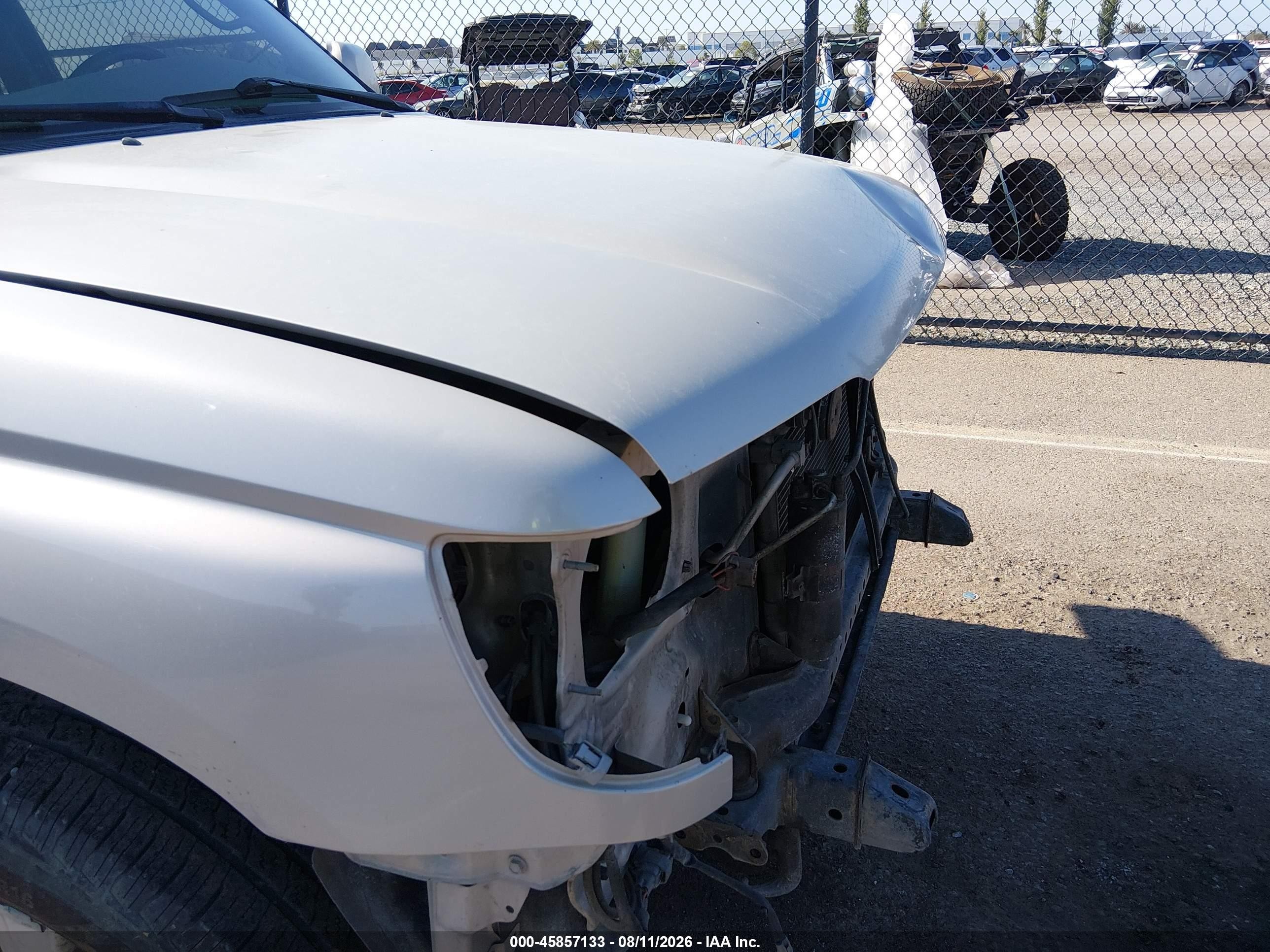 1998 Toyota 4runner Sr5 V6 Silver vin: JT3GN86R8W0080424