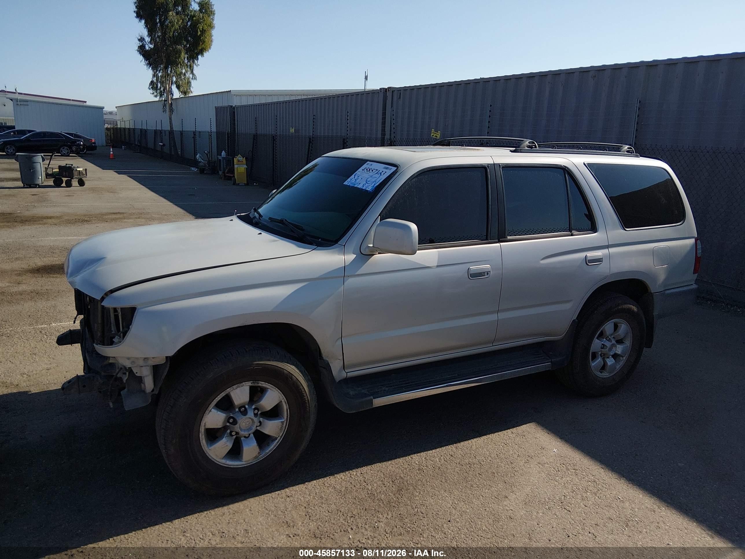 1998 Toyota 4runner Sr5 V6 Silver vin: JT3GN86R8W0080424