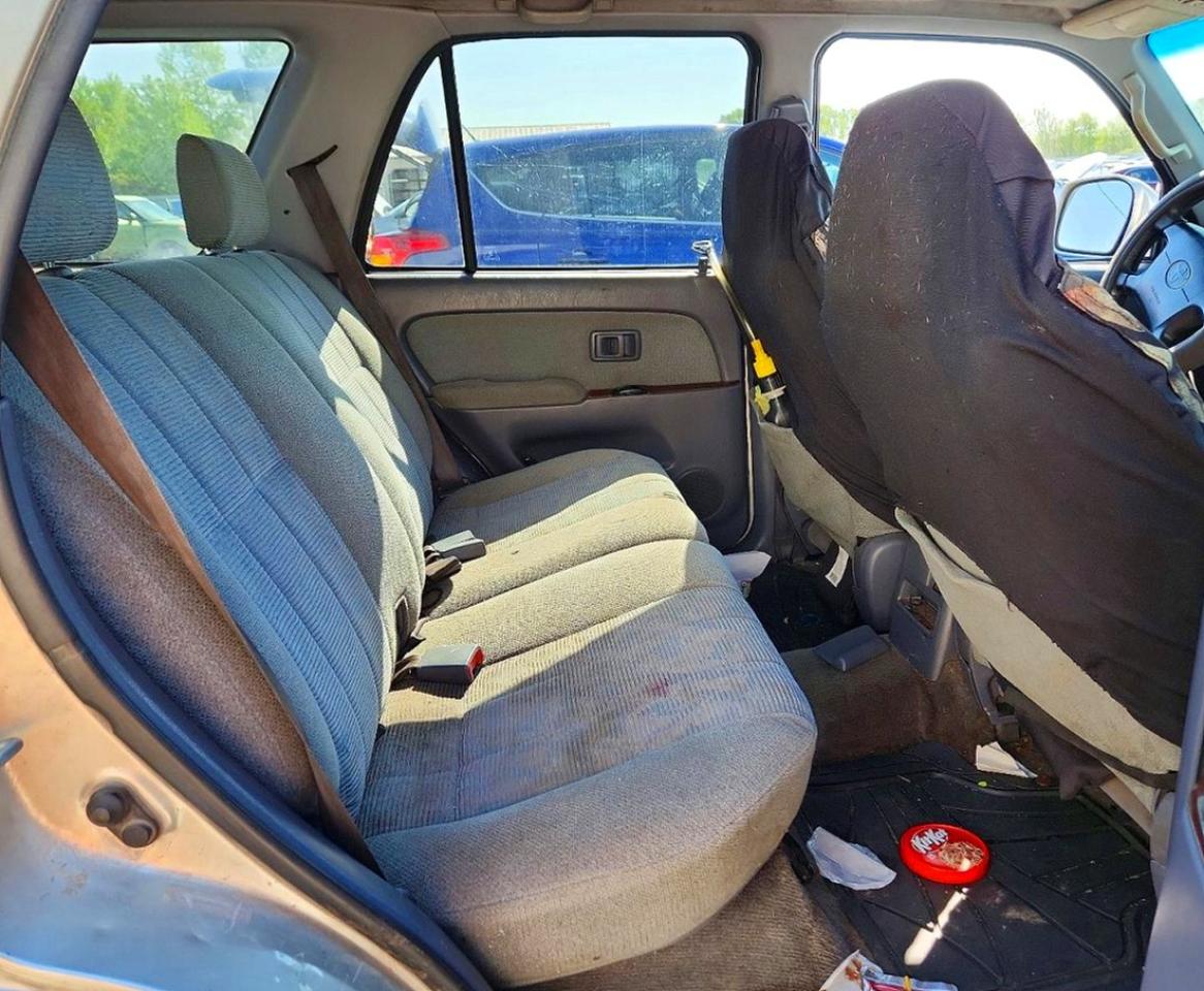 2000 Toyota 4runner Sr5 Silver vin: JT3GN86R8Y0161393