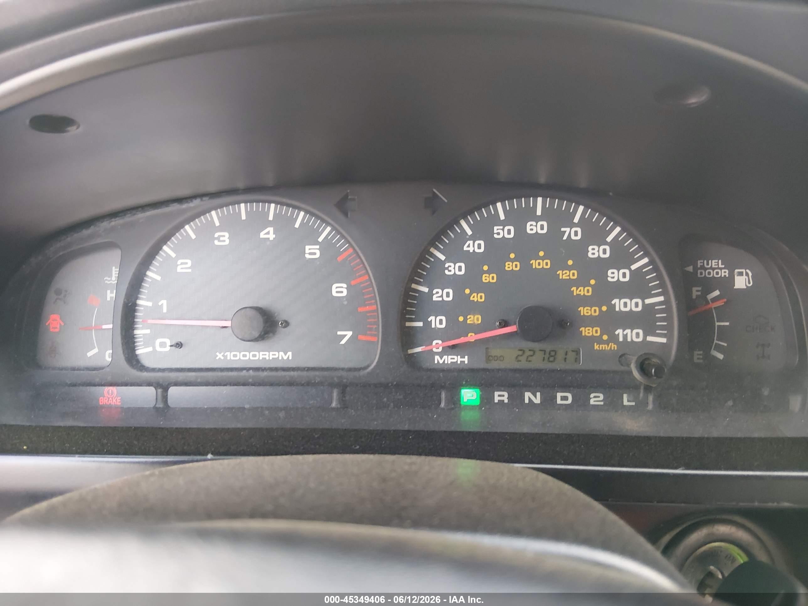 2000 Toyota 4runner Sr5 V6 Silver vin: JT3GN86R8Y0162902
