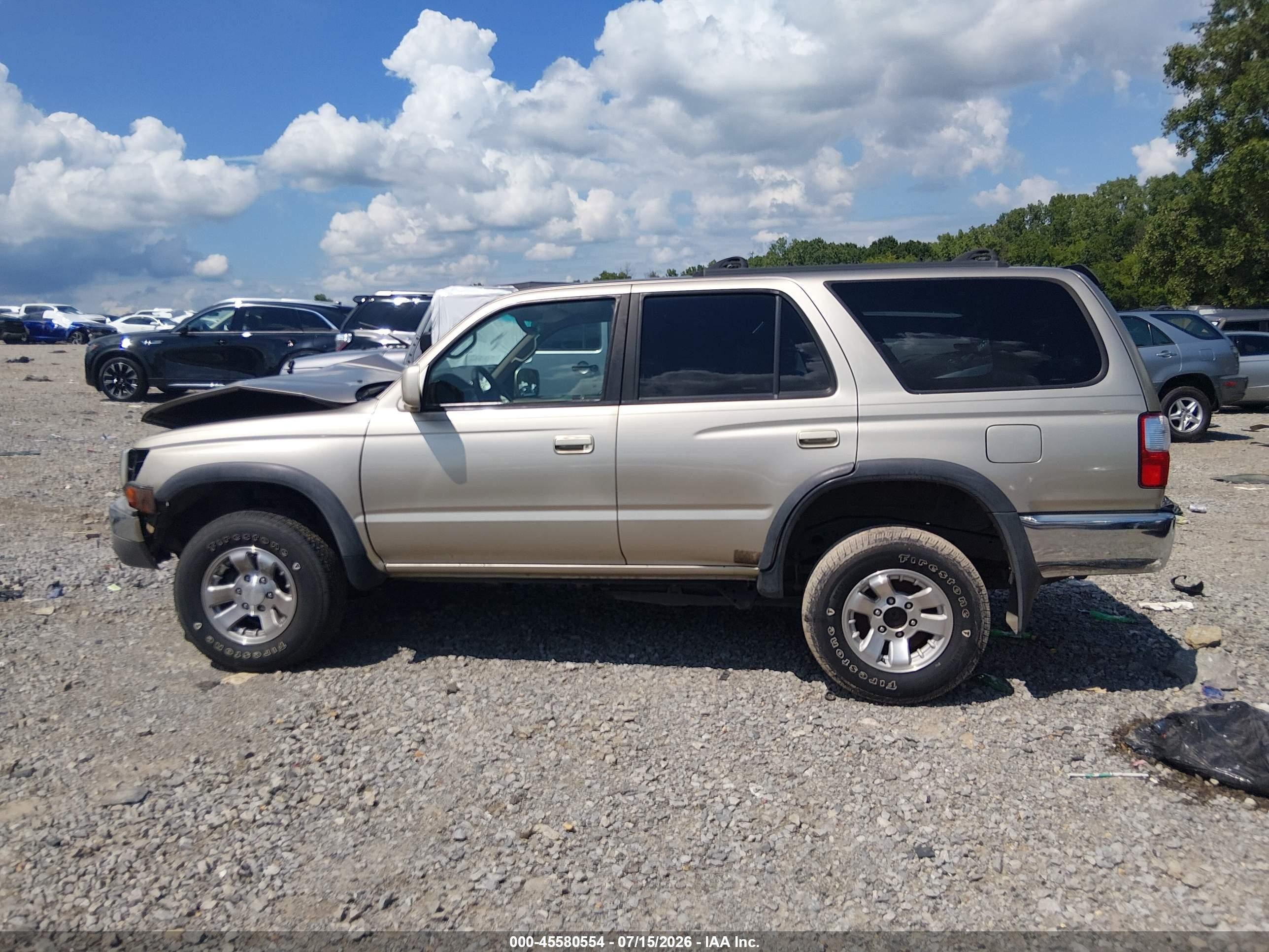 2001 Toyota 4runner Sr5 V6 Gold vin: JT3GN86R910201146