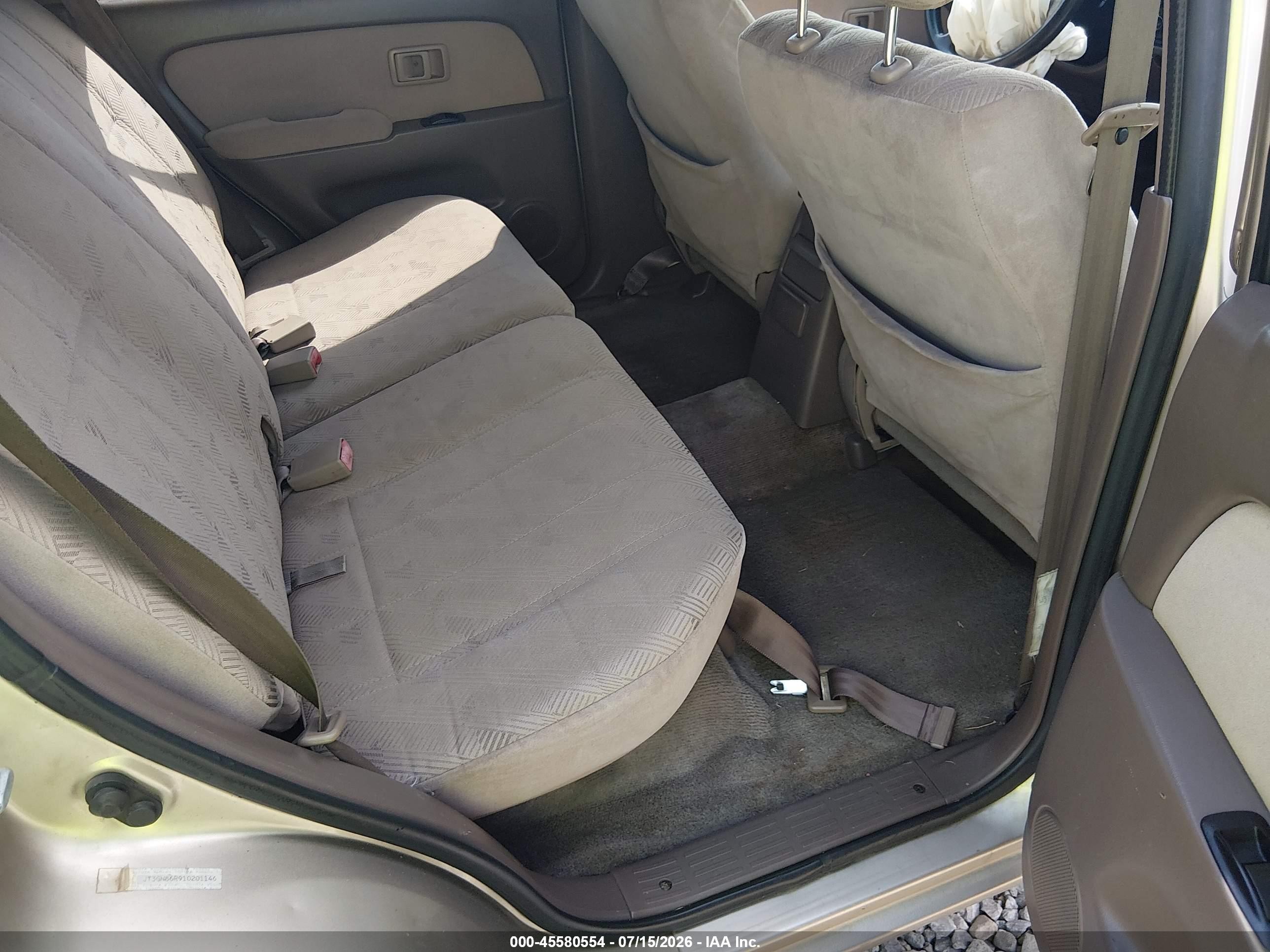 2001 Toyota 4runner Sr5 V6 Gold vin: JT3GN86R910201146