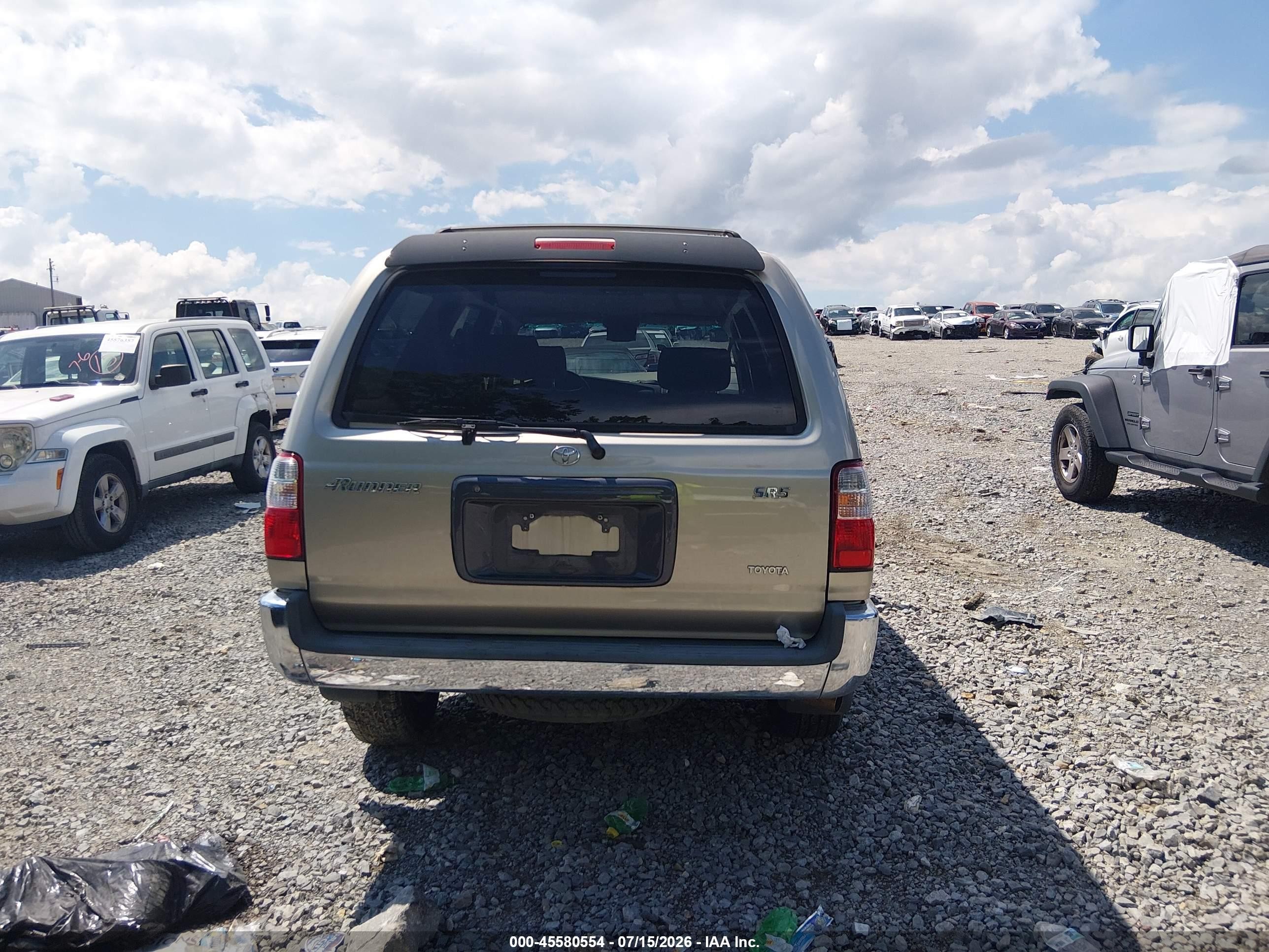 2001 Toyota 4runner Sr5 V6 Gold vin: JT3GN86R910201146