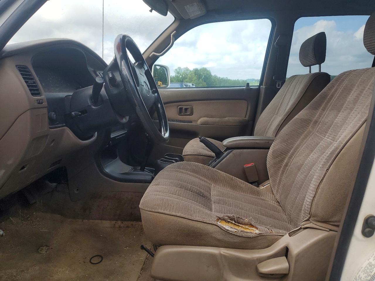 1998 Toyota 4runner Sr5 White vin: JT3GN86R9W0069920
